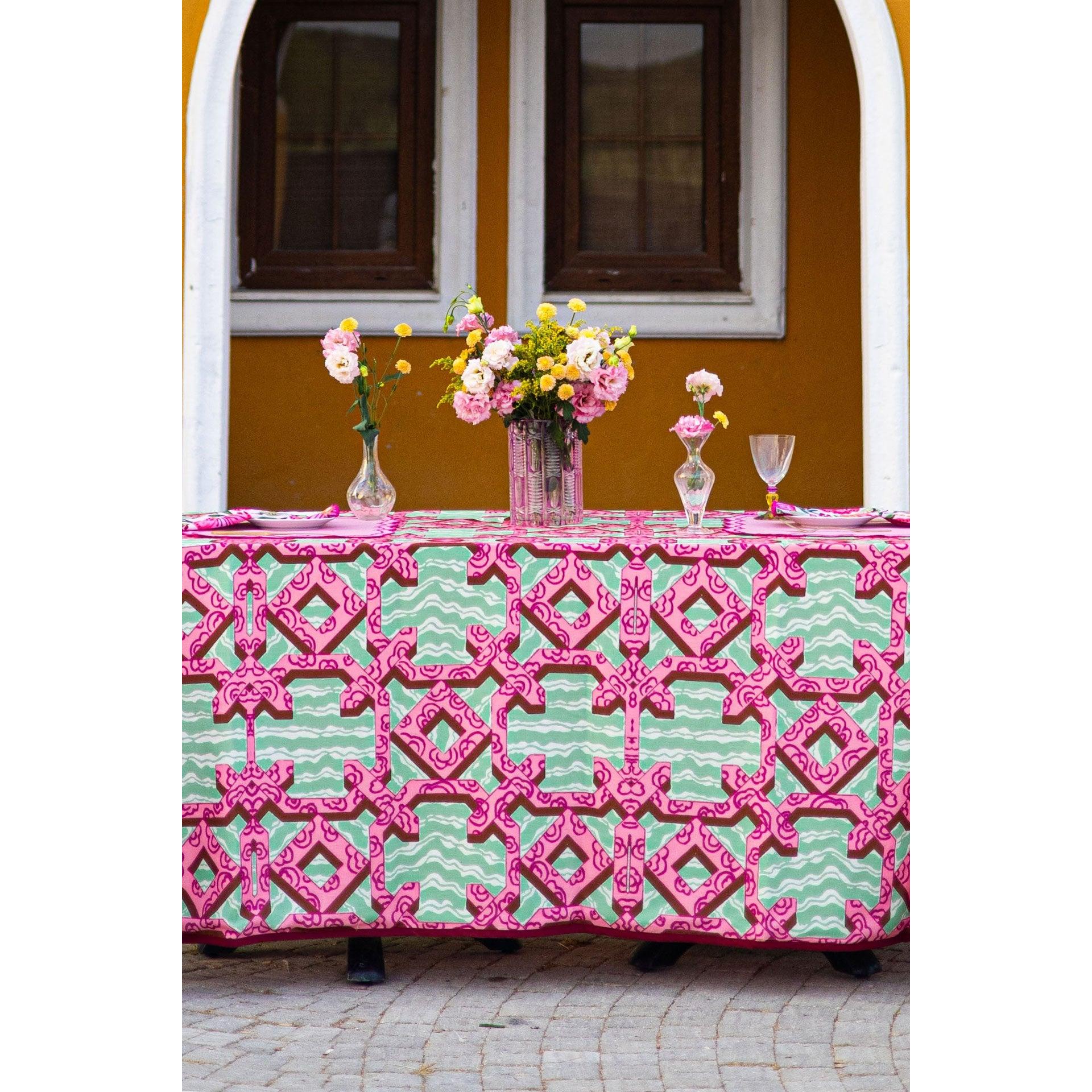 Mystical Garden Masa Örtüsü