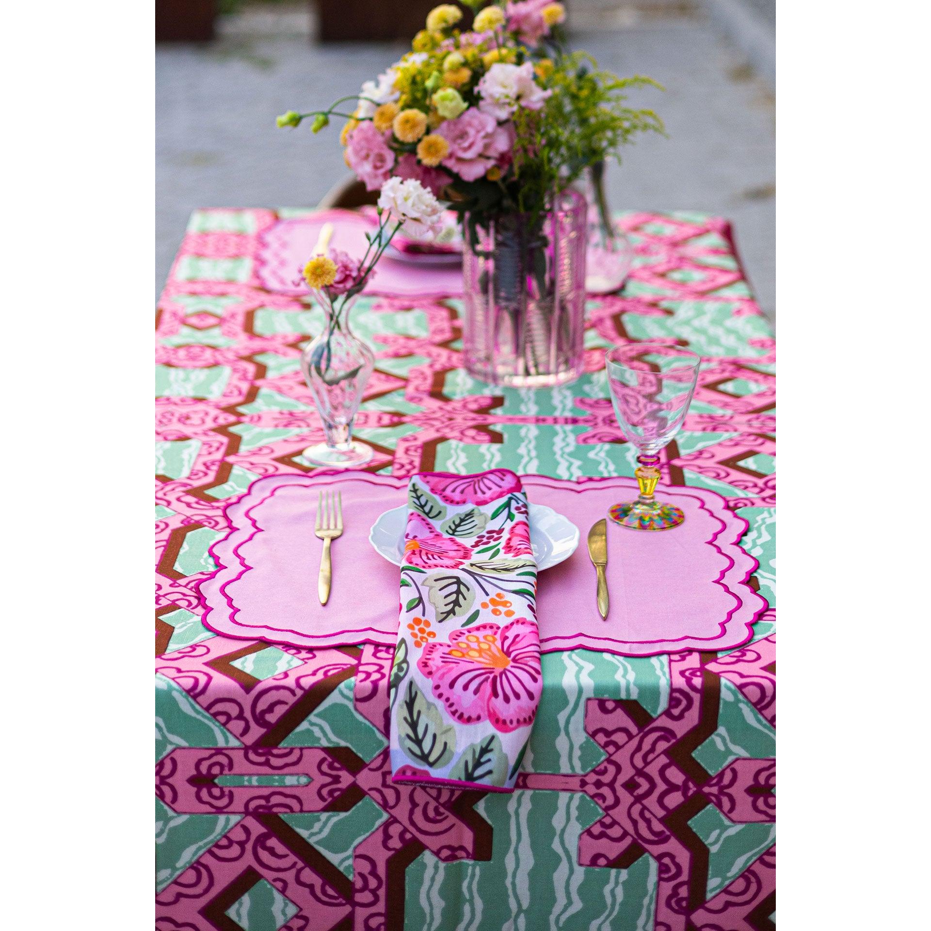 Mystical Garden Masa Örtüsü