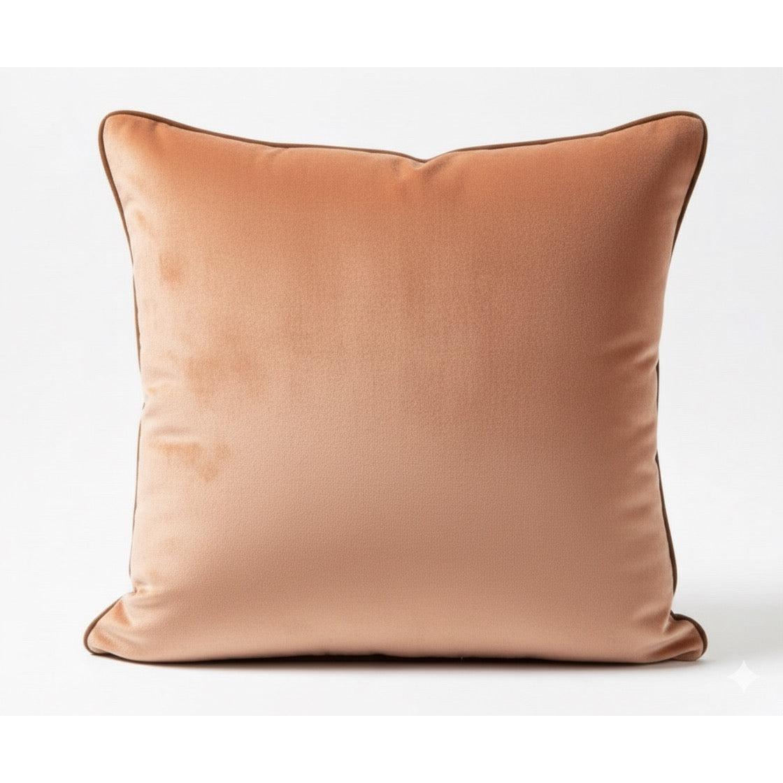 Noble, Renkli Biyeli Yumuşak Kadife Kırlent Kılıfı