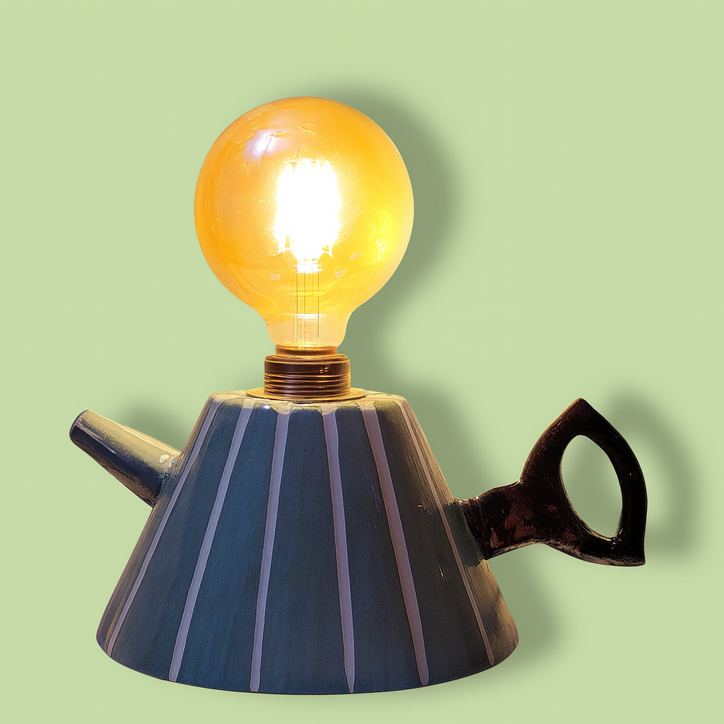 Pastel Yeşil Çizgili Çaydanlık Formlu Aydınlatma Abajur