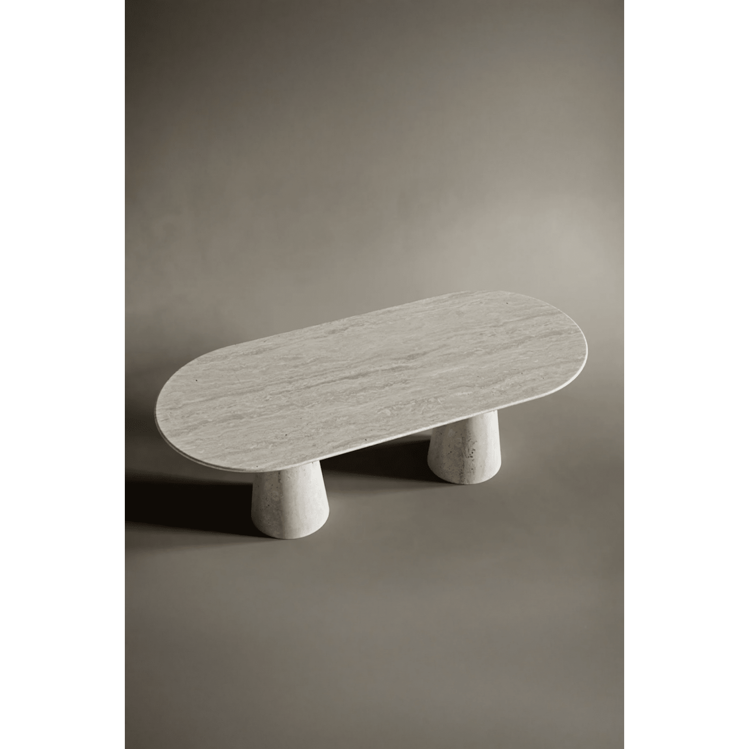 Paul-Yuvarlak Huni Ayak Yemek Masası