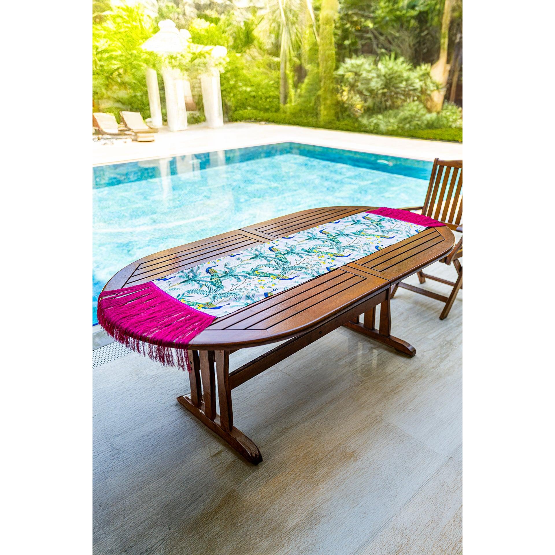 Peacock Grace Runner