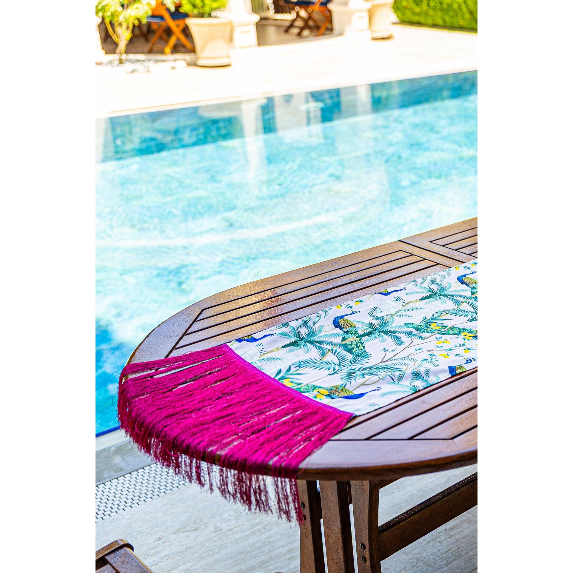 Peacock Grace Runner