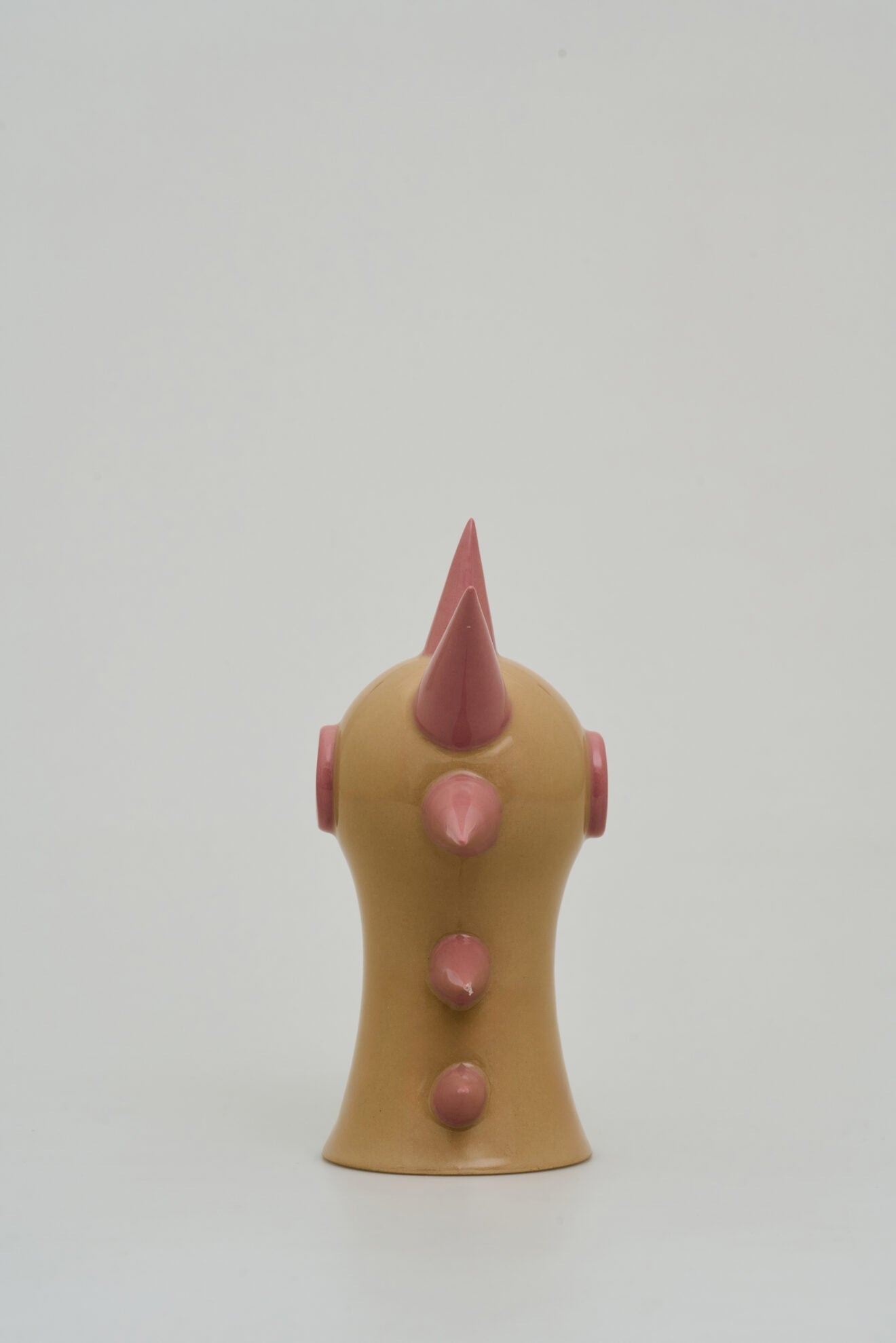 Pika Dekoratif Obje Bej