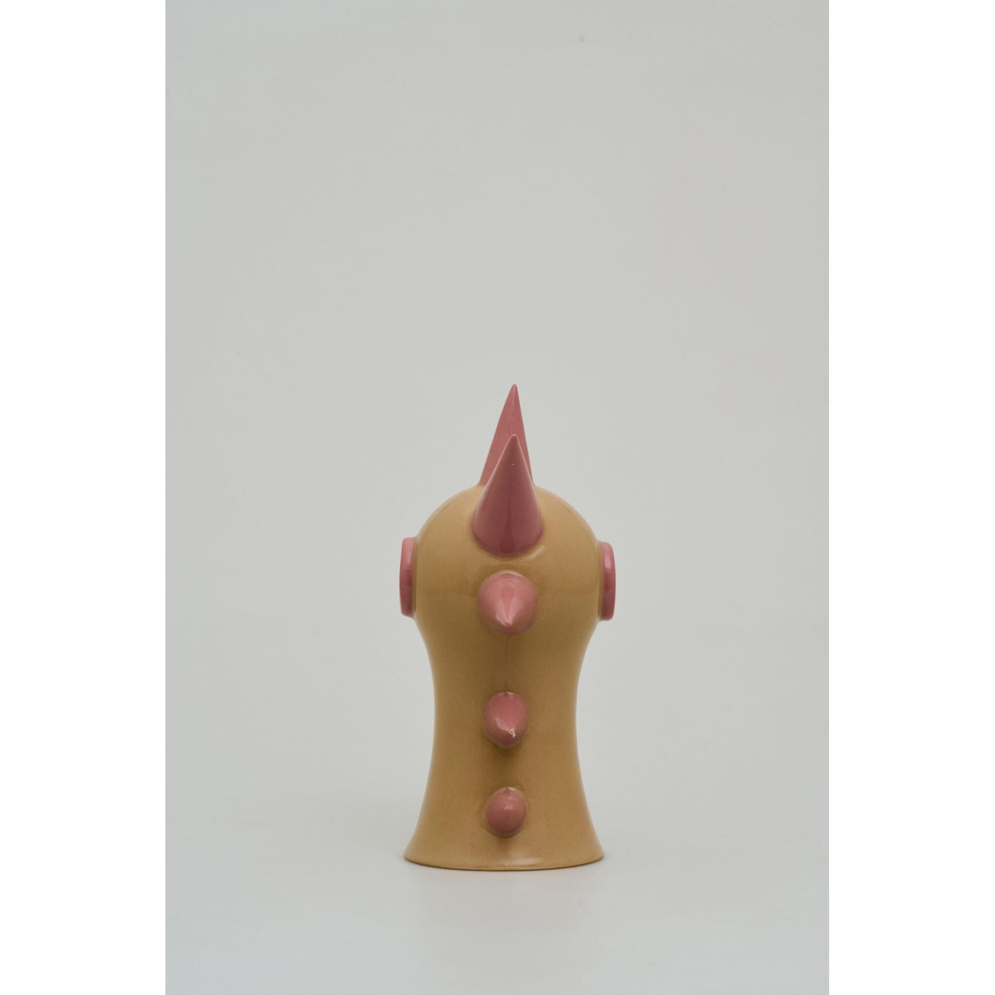 Pika Dekoratif Obje Bej