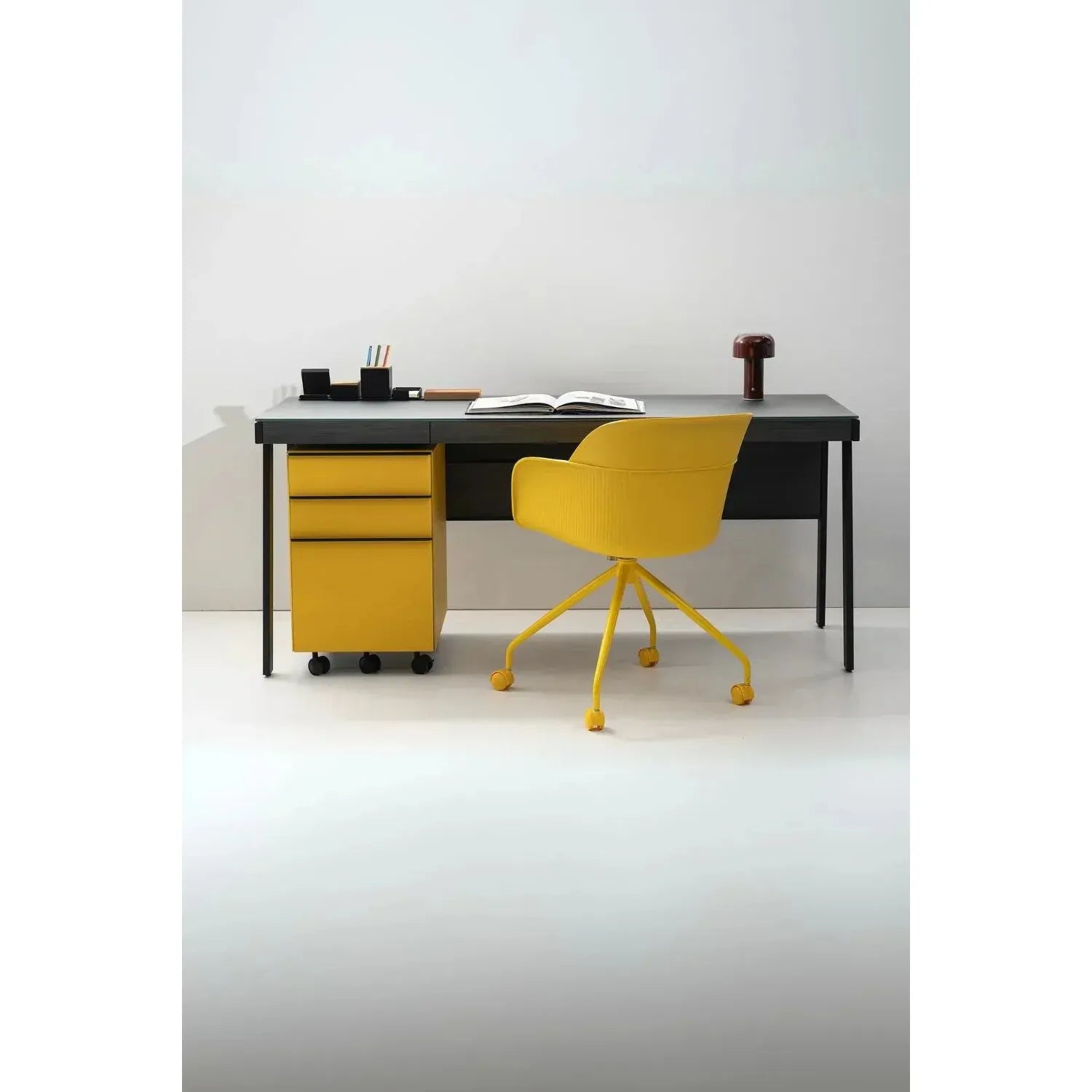 Politecnico Çalışma Masası