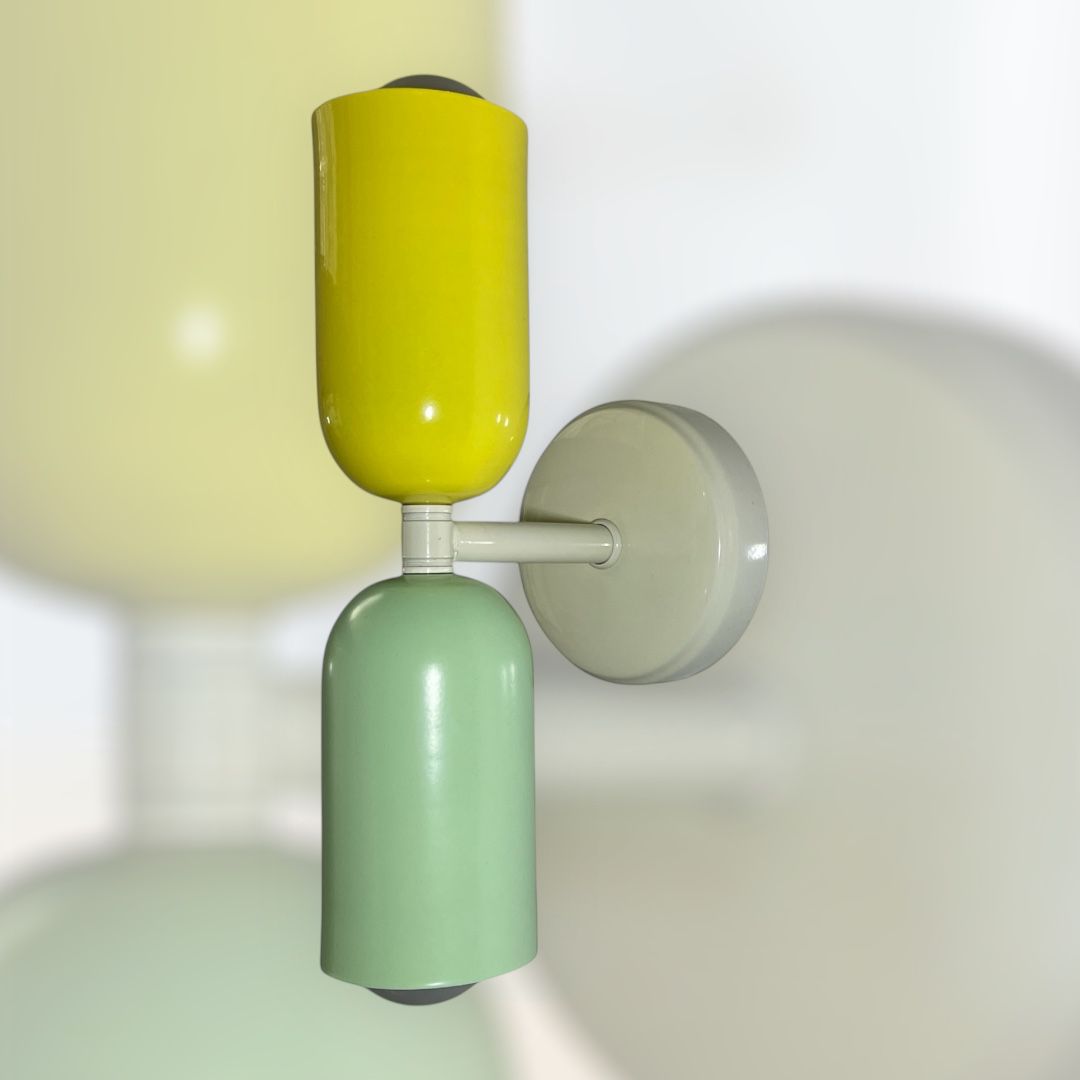 Renkli Capsule Duvar Aydınlatmaları