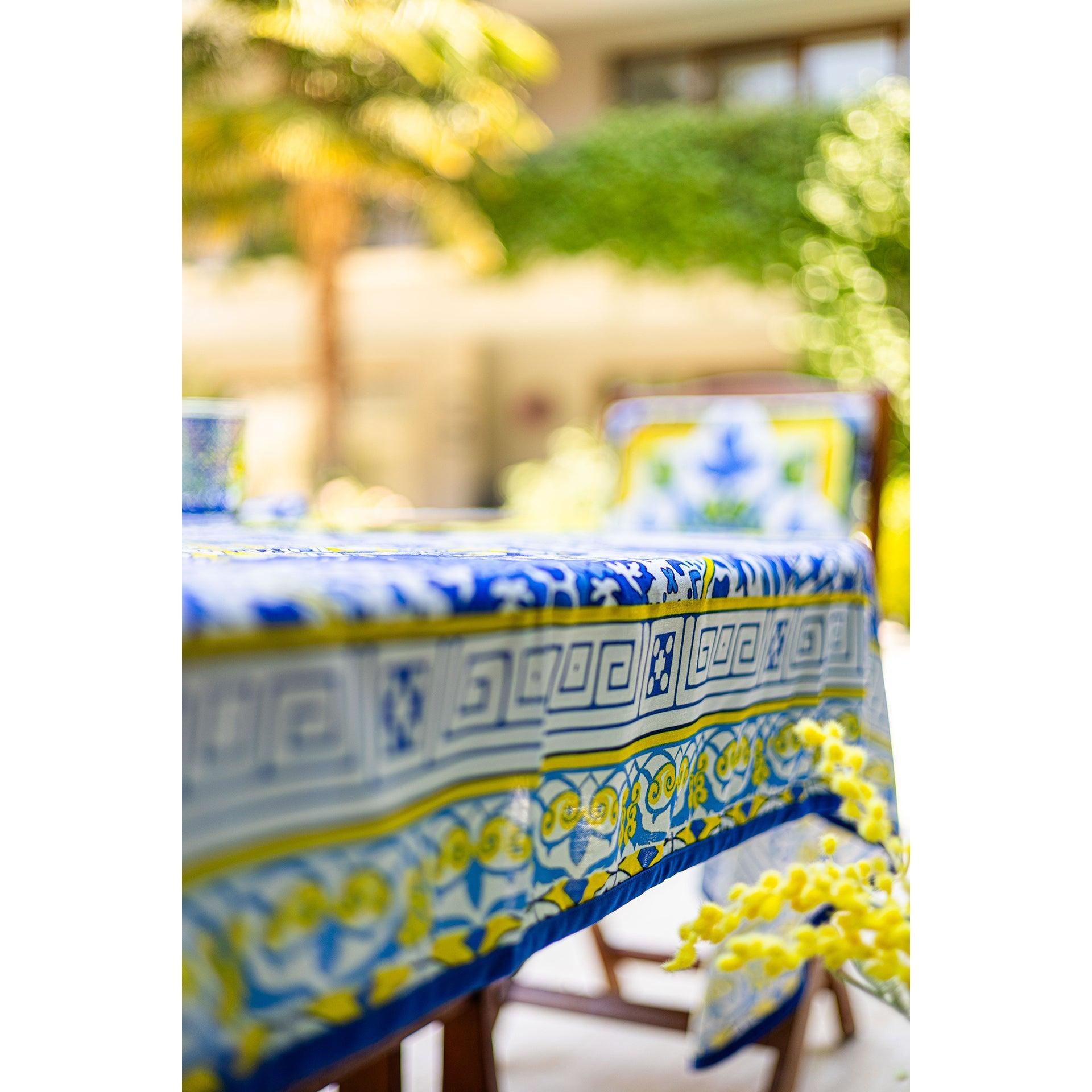 Riviera Masa Örtüsü