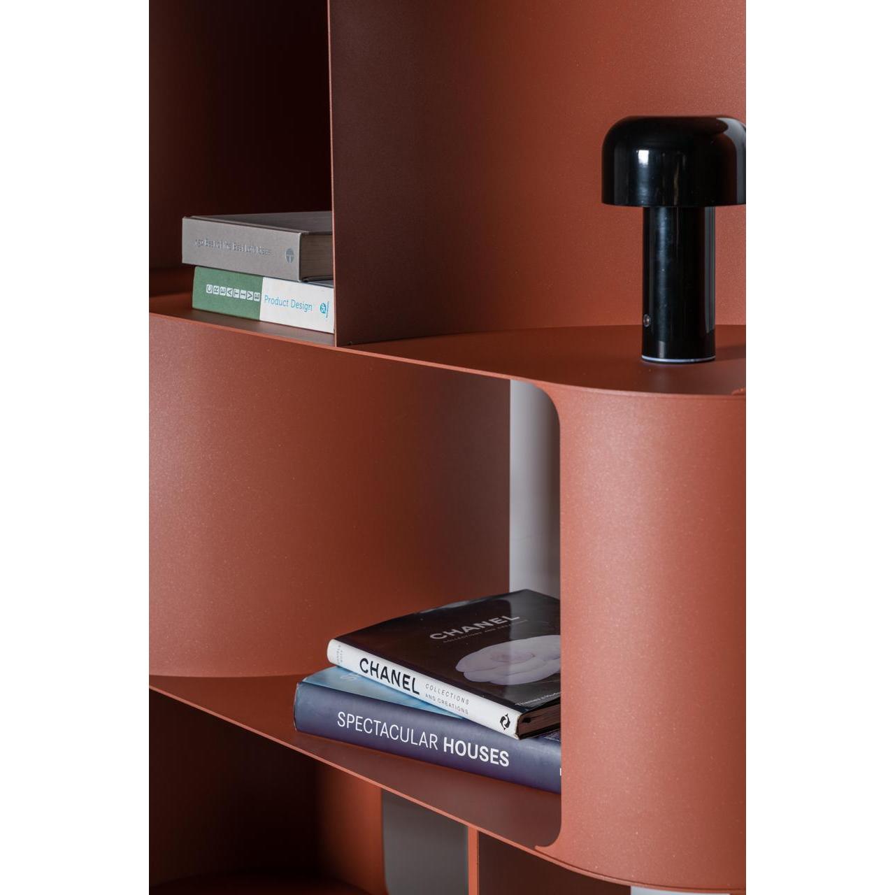 Round Raf Heykelsi Modern Metal Kitaplık