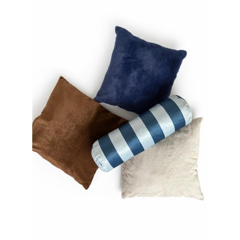 Ruki, Çizgili Kadife Dolgulu Sosis Yastık