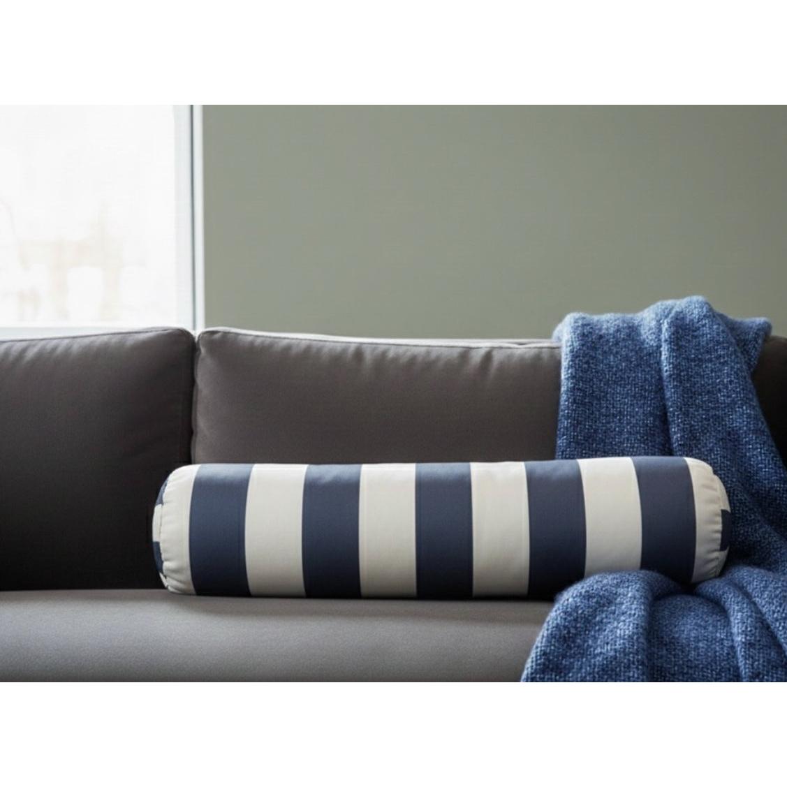 Ruki, Çizgili Kadife Dolgulu Sosis Yastık