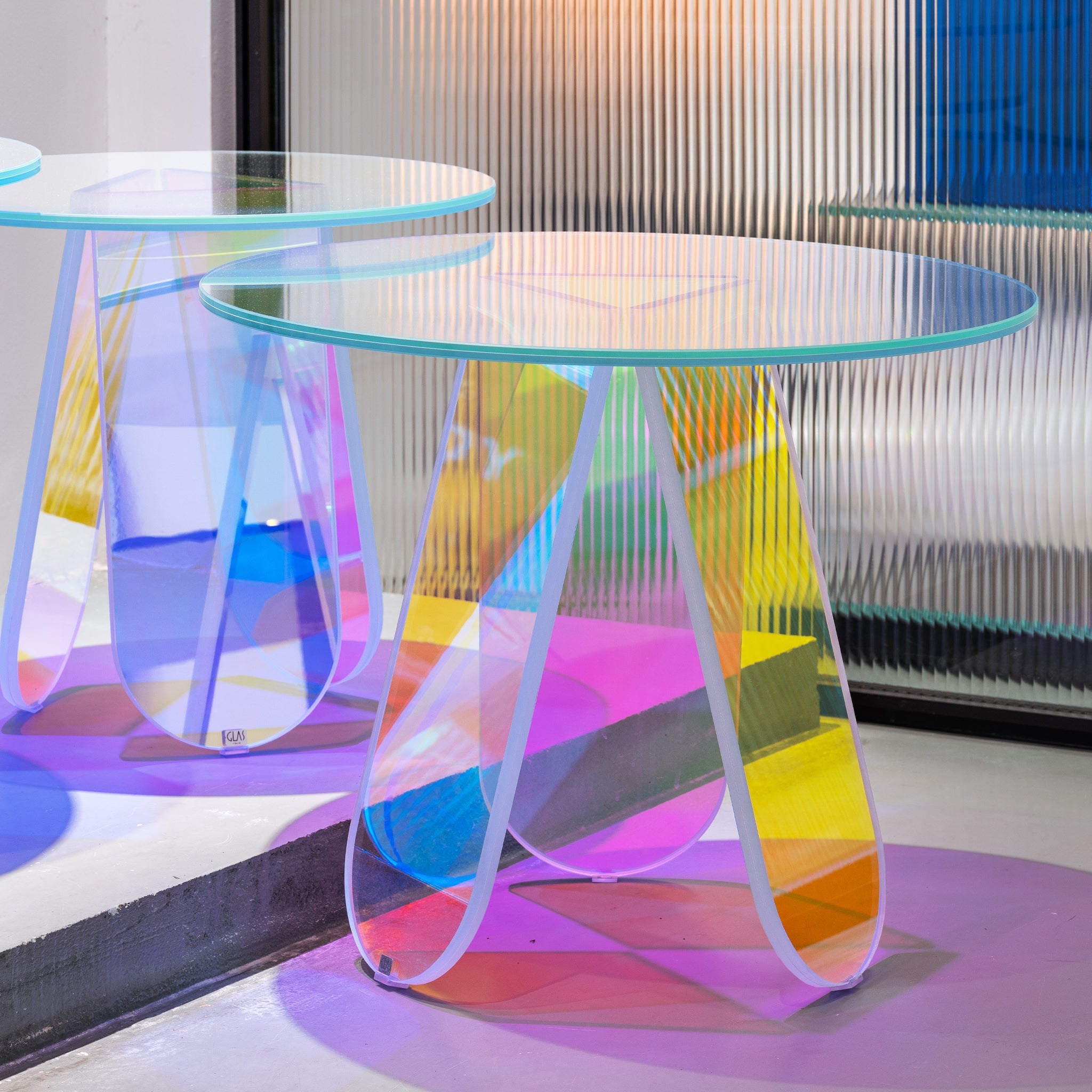 Shimmer Renkli Cam Masa ⌀105Cm