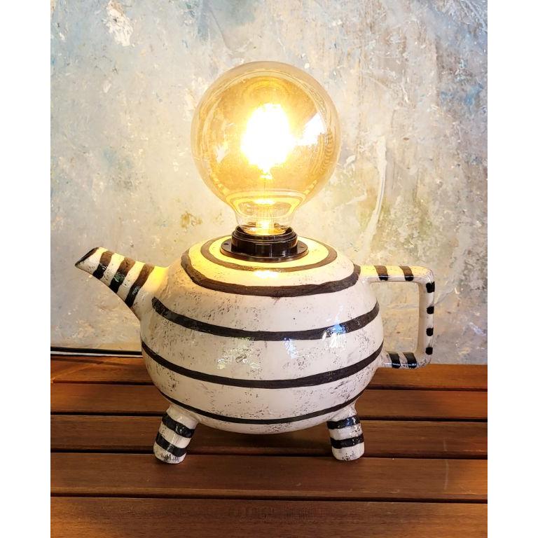 Siyah Çizgili Çaydanlık Formlu Abajur