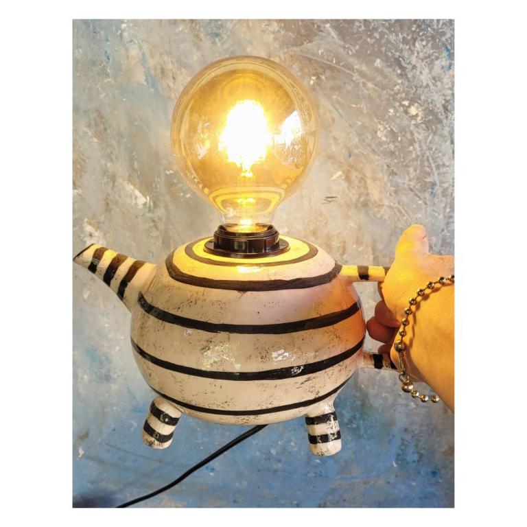 Siyah Çizgili Çaydanlık Formlu Abajur