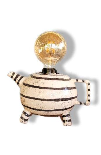 Siyah Çizgili Çaydanlık Formlu Abajur