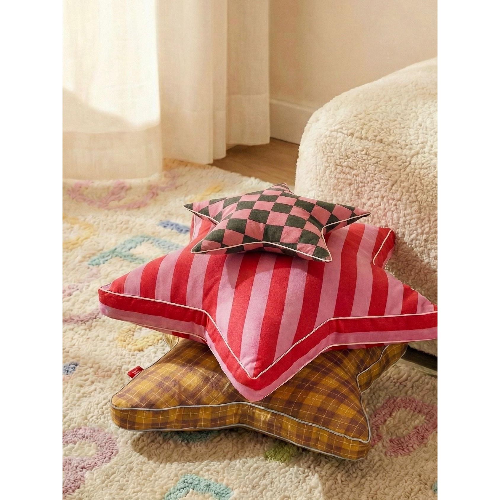 Star Pop Pillow Yastık