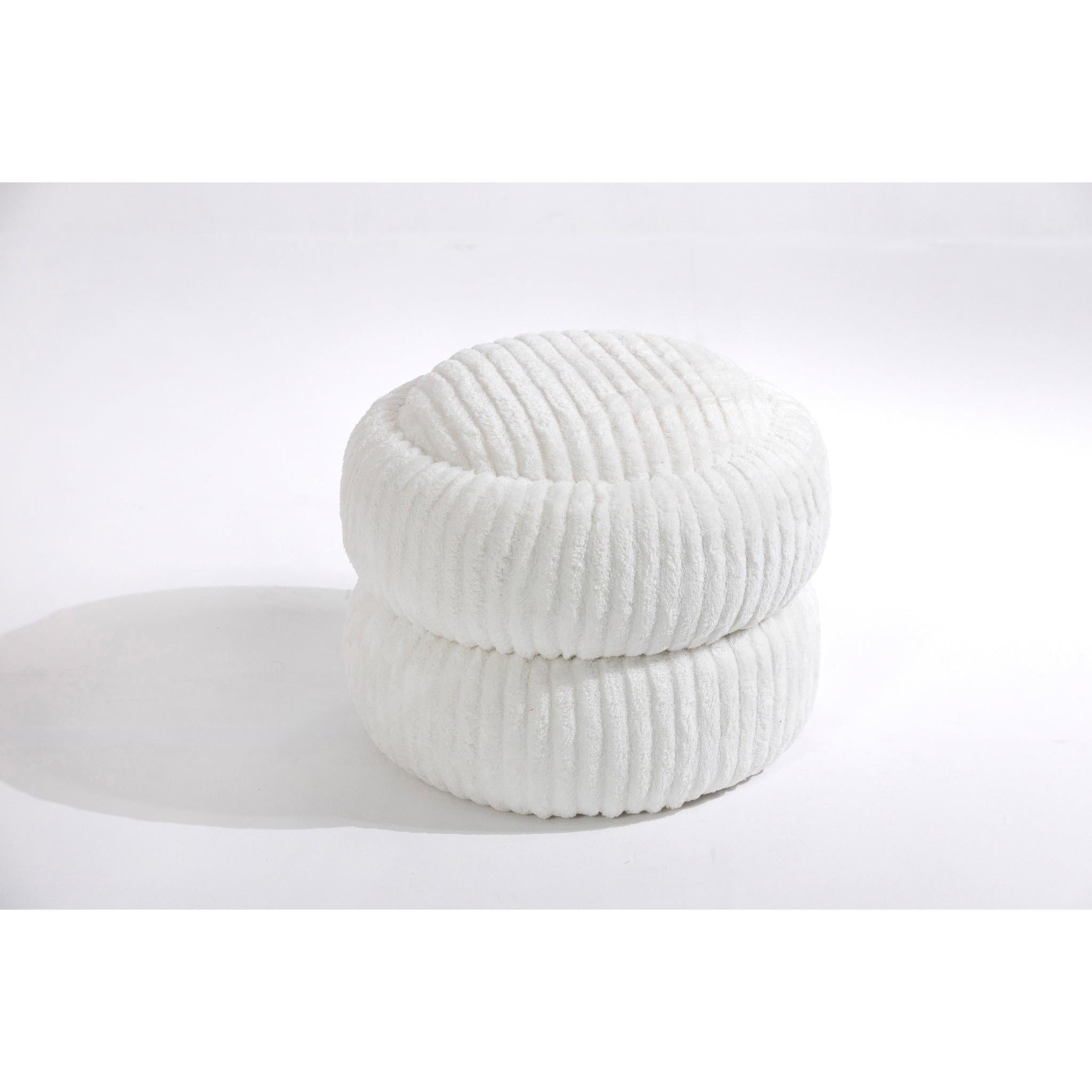Strato Beyaz Şerit Detaylı Yuvarlak Puf
