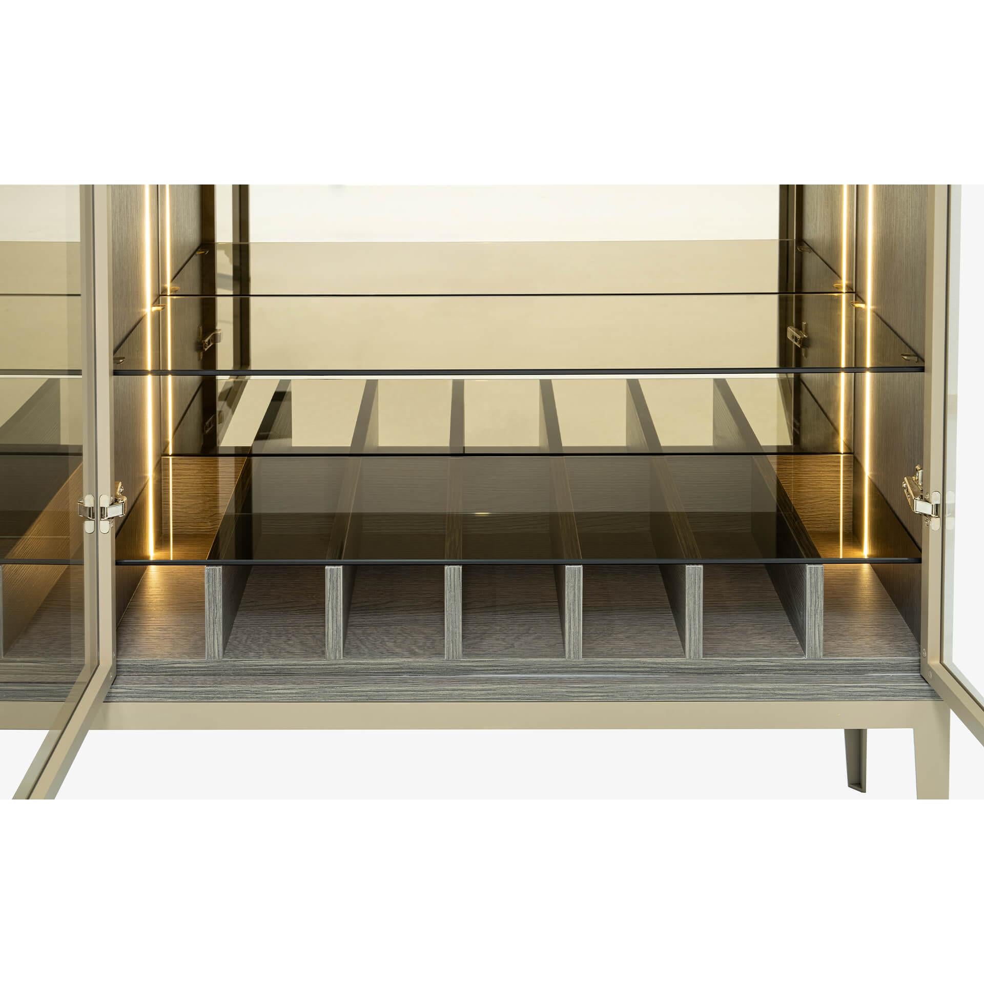 Sui̇ İçki Dolabı