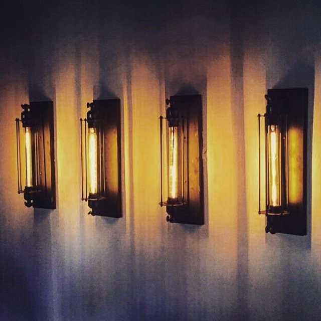 Tall Cage Duvar Apliği