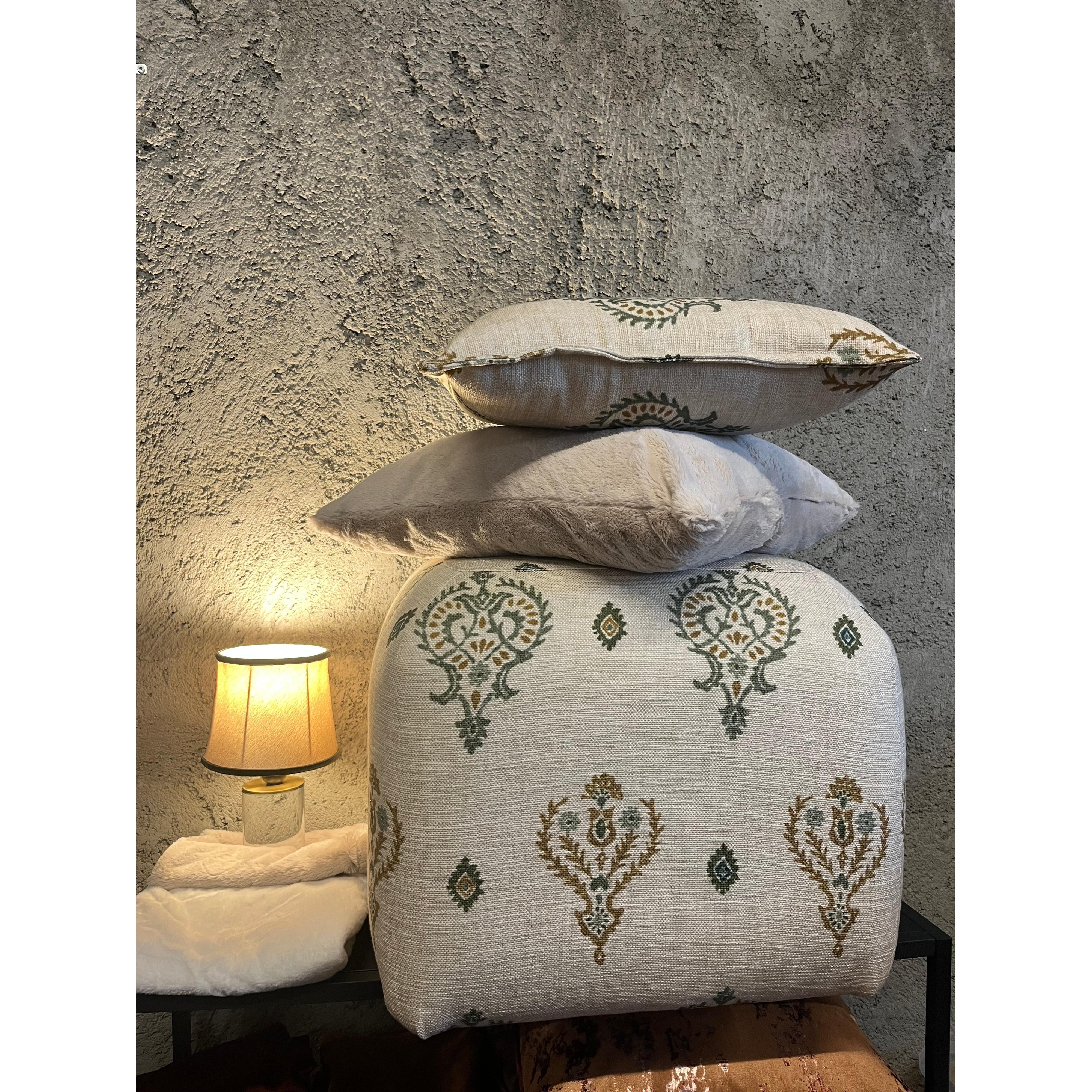 Thot, Pamuk Keten Puf/Yan Koltuk