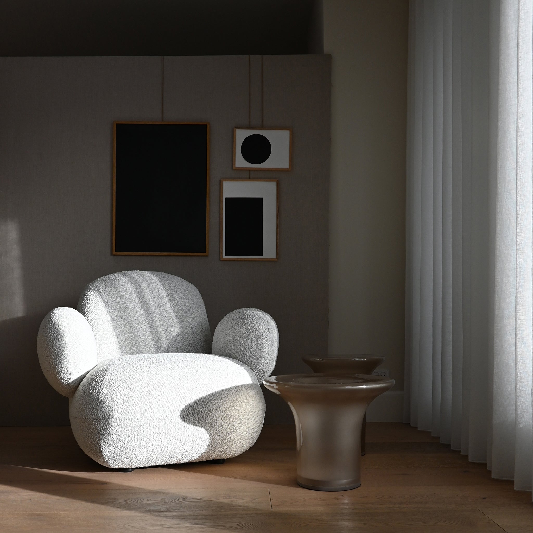 Toe Flat Beyaz Bukle Kollu Kumaş Tekli Koltuk