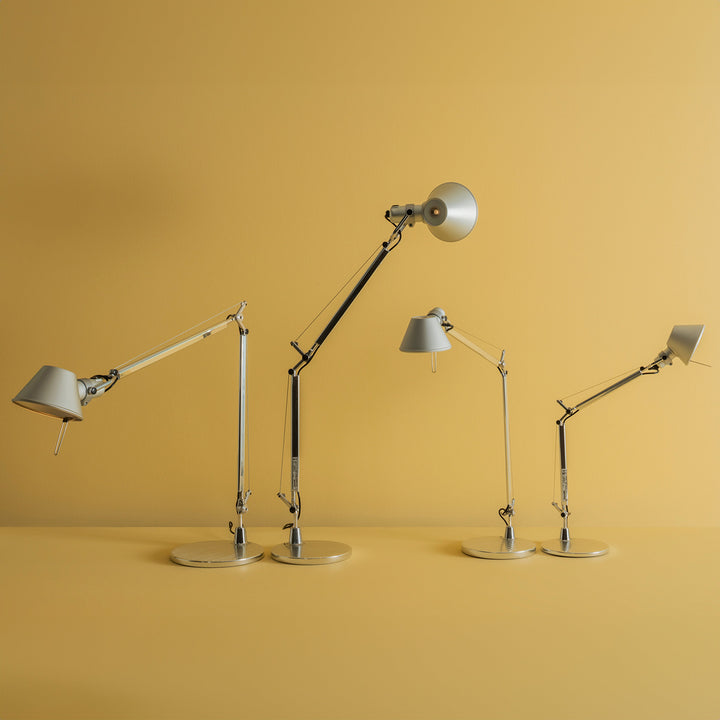 Tolomeo Led Alüminyum Masaüstü Aydınlatması (3000K)