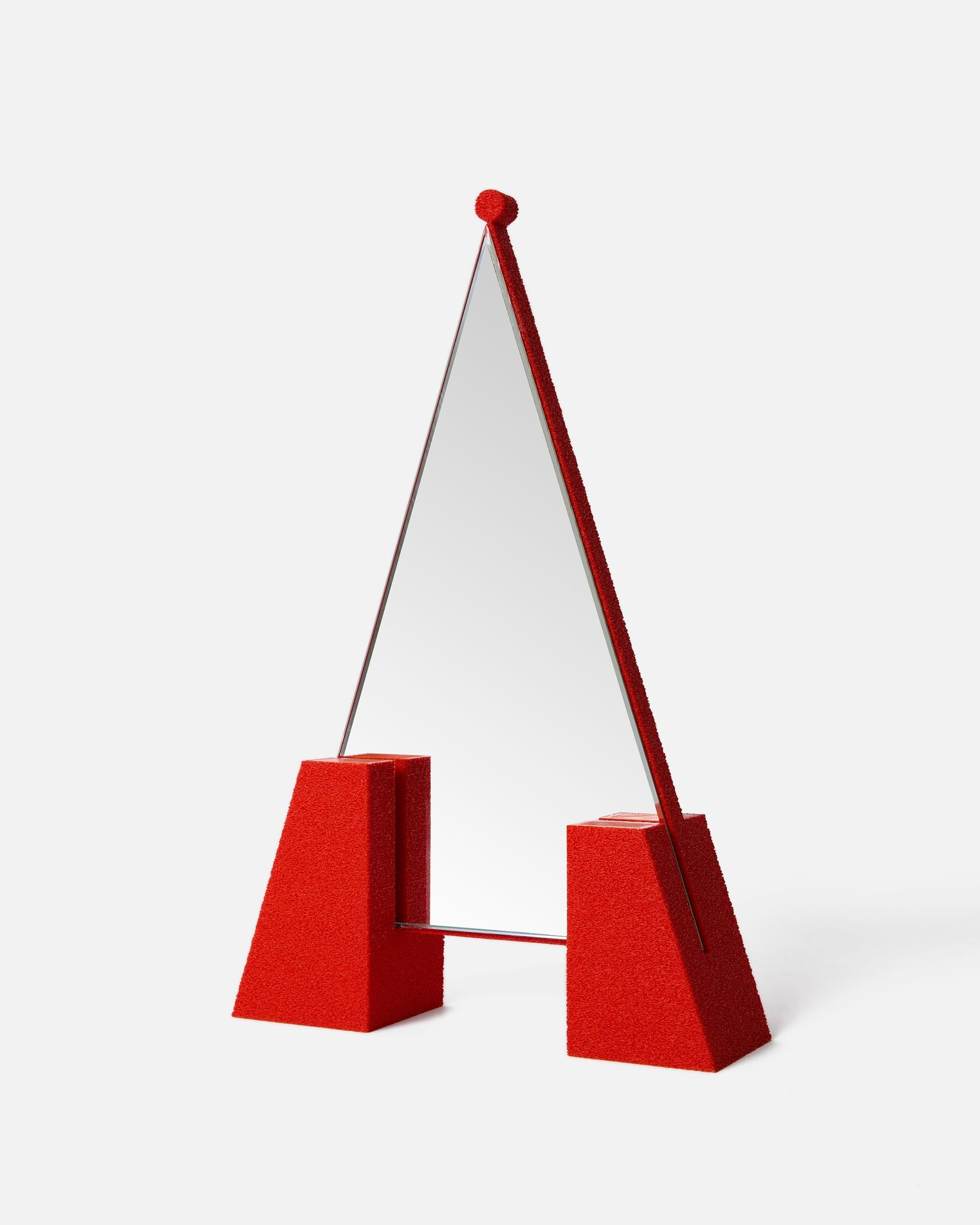 Triangolo Ayna