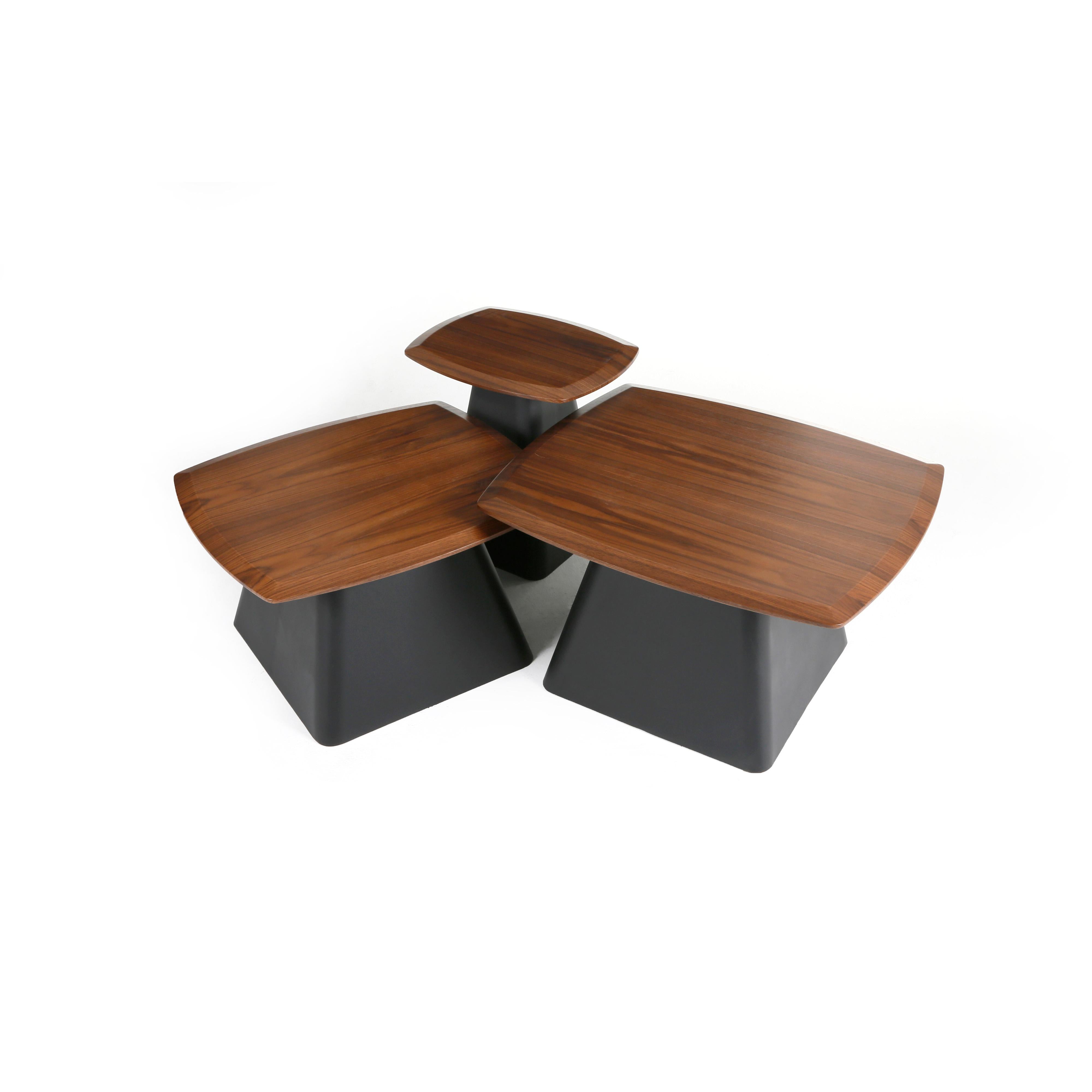 Trivium Orta Sehpa Seti