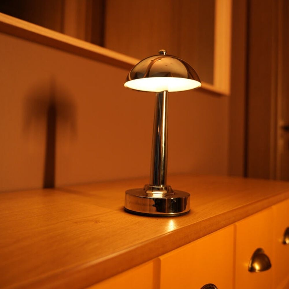 Vincent Masa Lambası