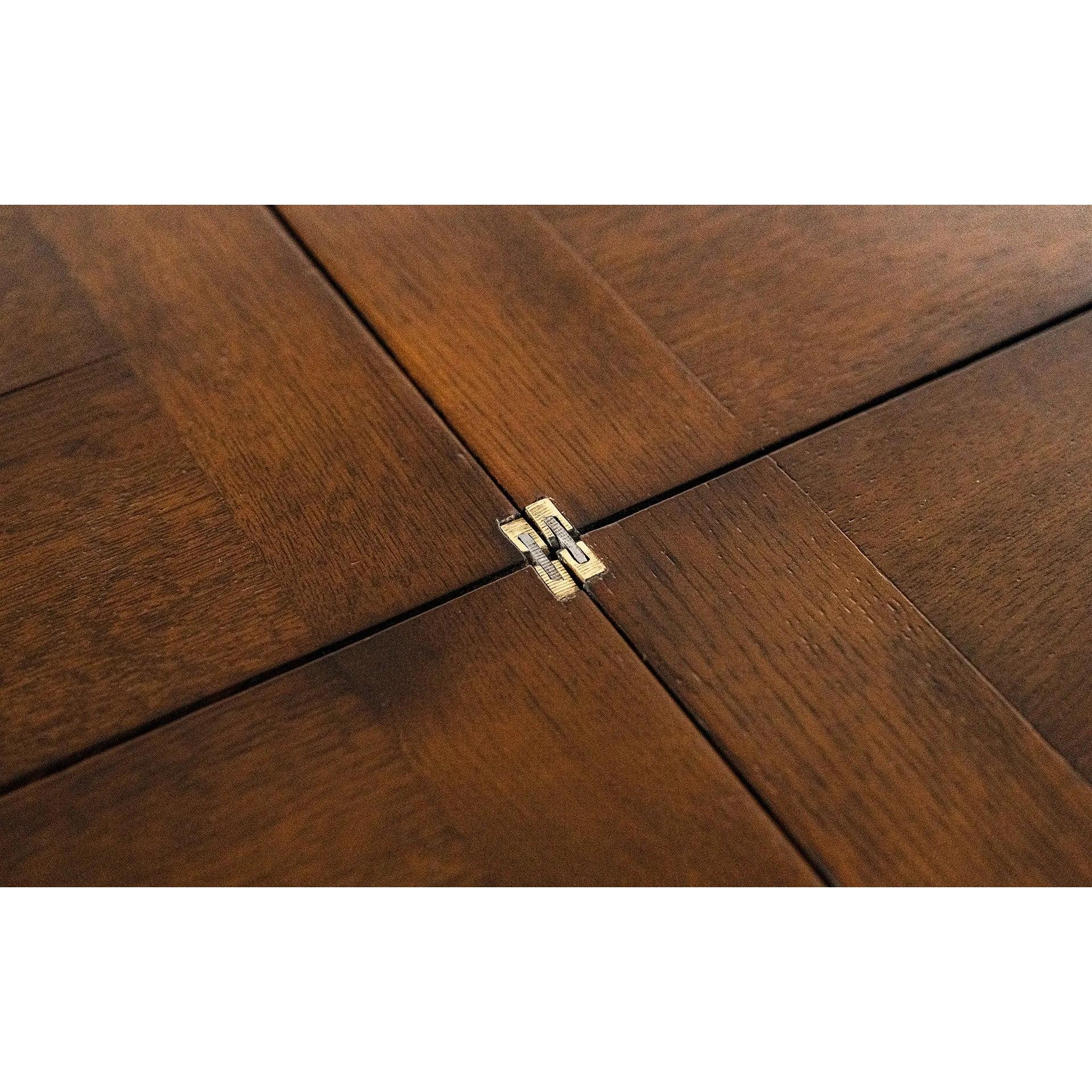 William & Mary Antika Masa