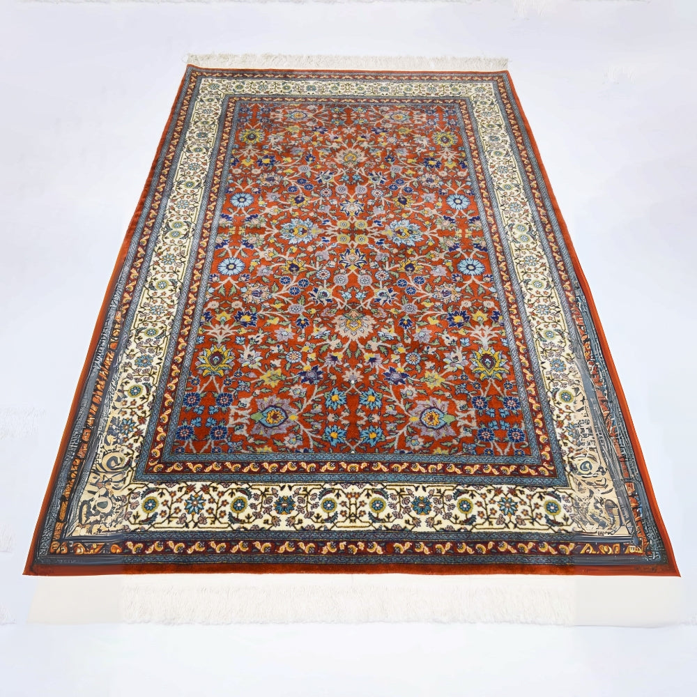 Yedi Dağın Çiçeği Desenli El Dokuma Hereke Halısı