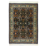 Yedi Dağın Çiçeği Desenli El Dokuma Hereke Halısı