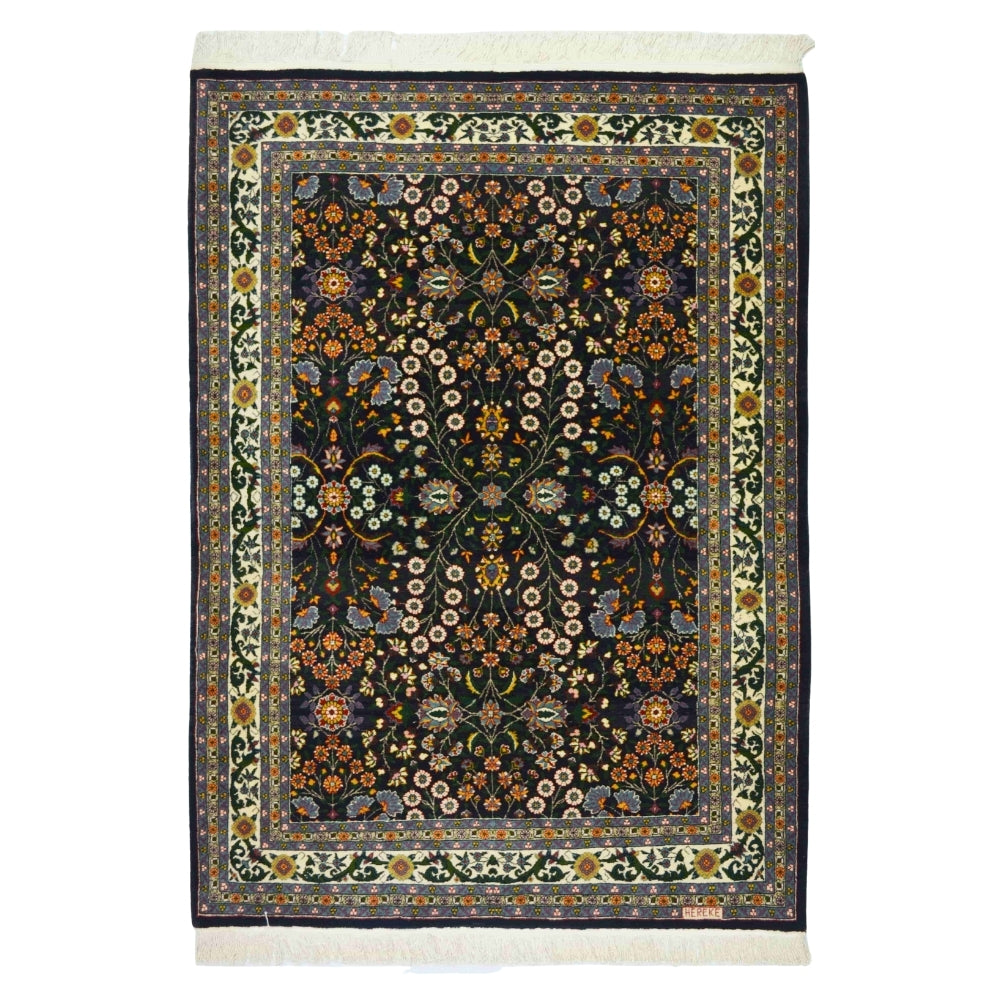 Yedi Dağın Çiçeği Desenli El Dokuma Hereke Halısı