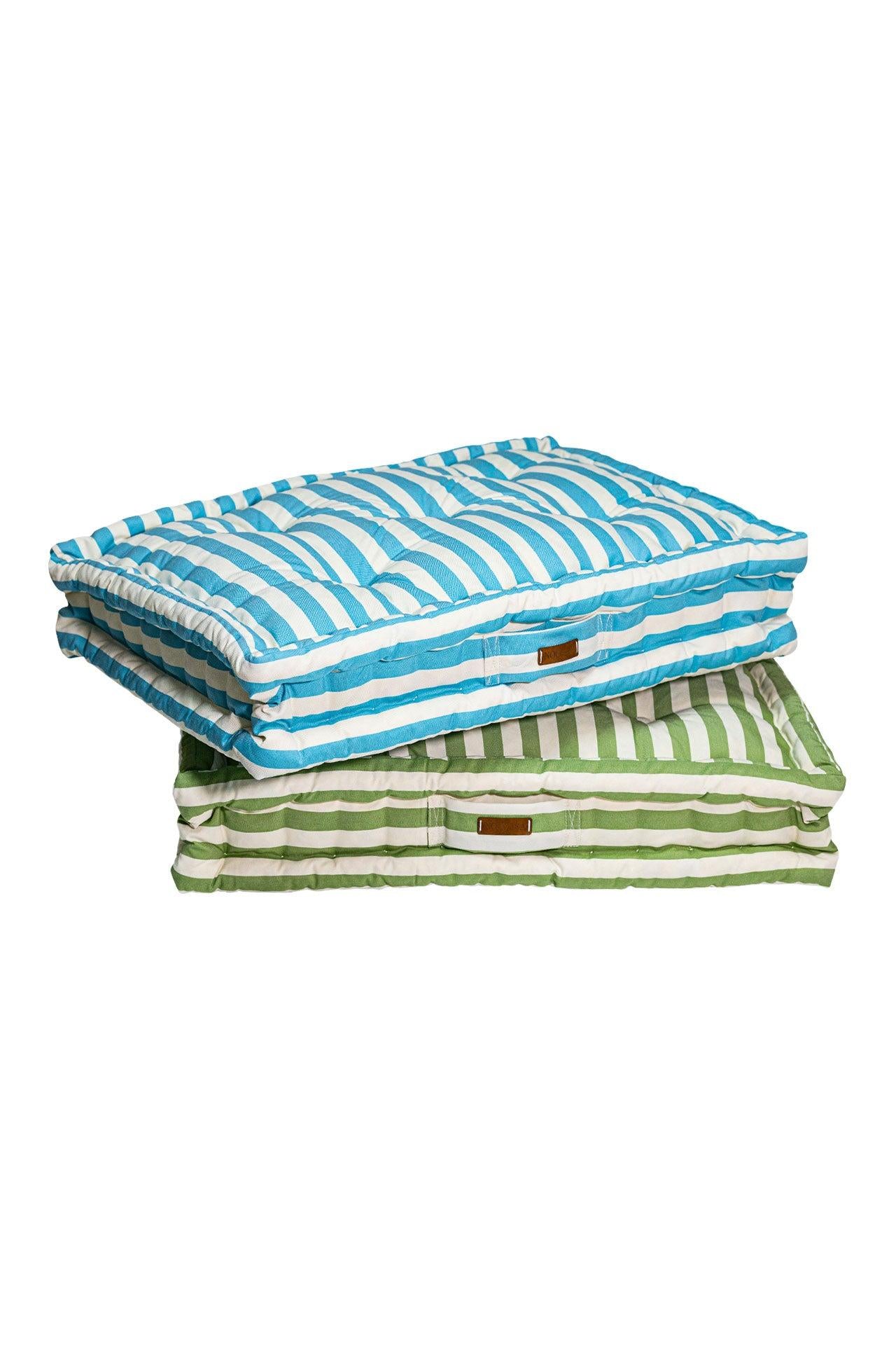 Yeşil Beyaz Çizgili Bisküvi Minder