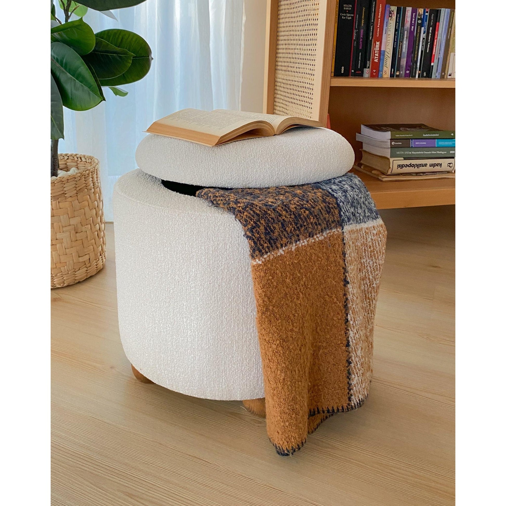 Yuvarlak Sandıklı Puf