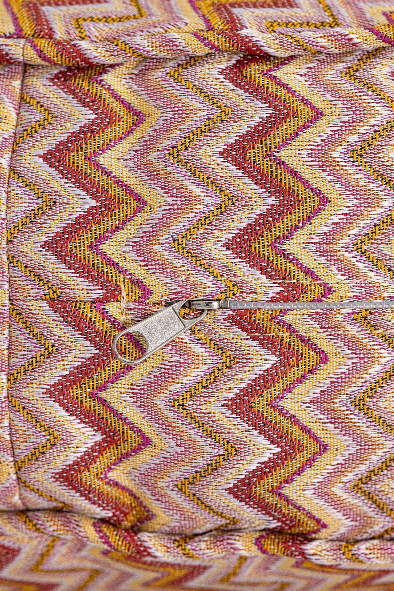 Zigzag Desen Yuvarlak Minder