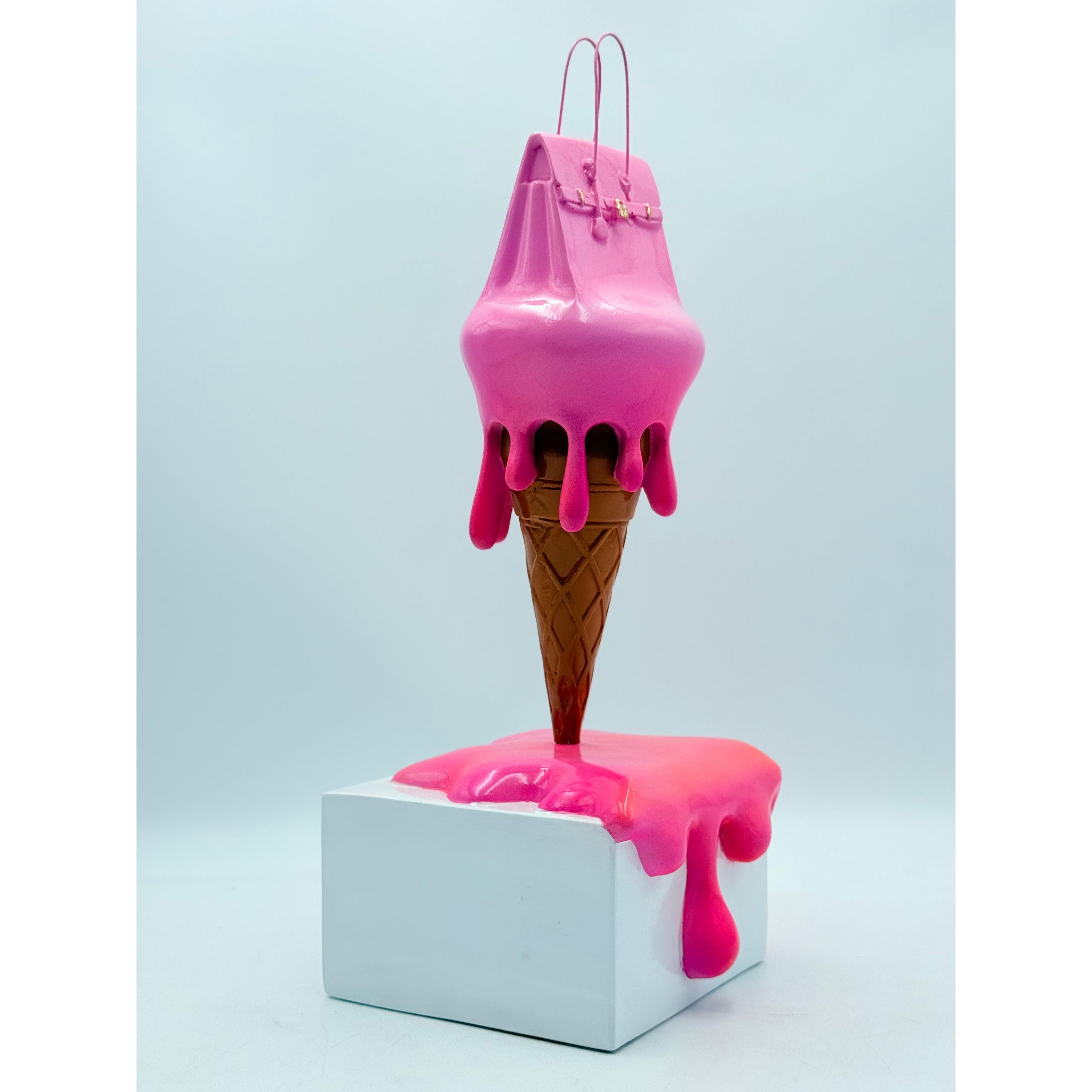 Açık & Neon Pembe Dondurma Çanta Heykeli