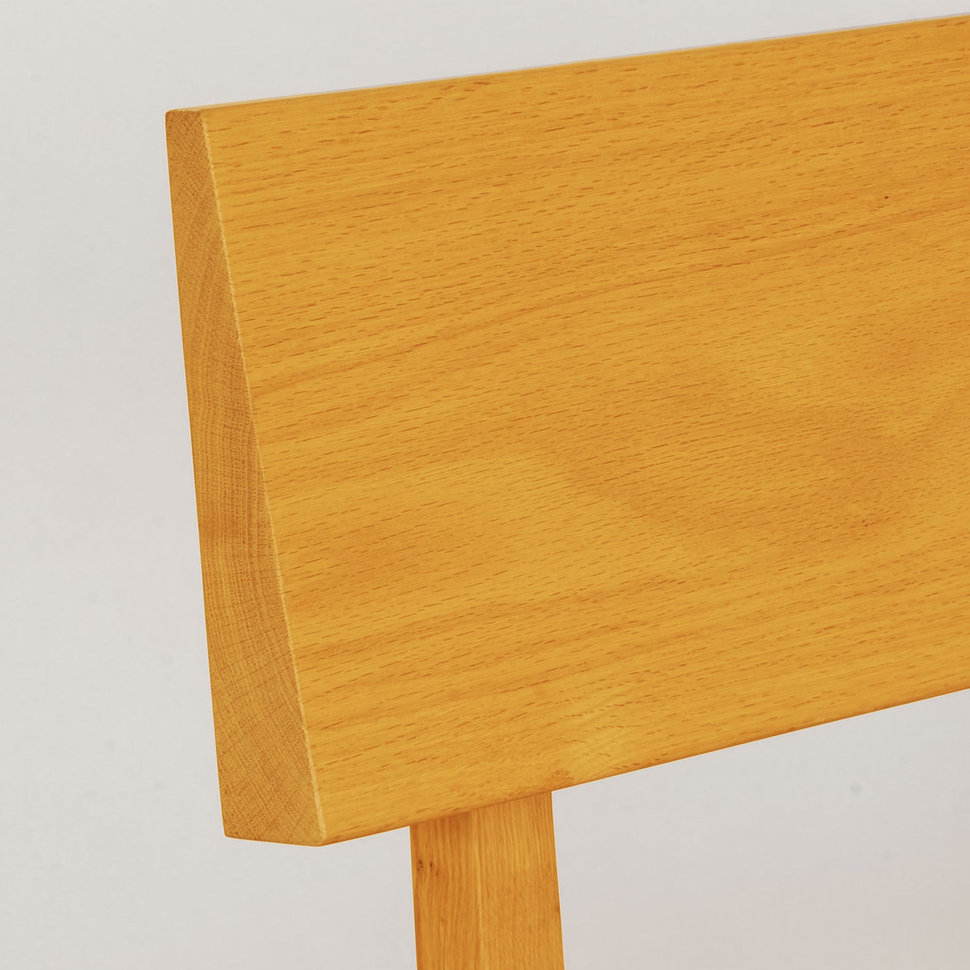 Pi Oak Backrest, Upholstered Bench Beige