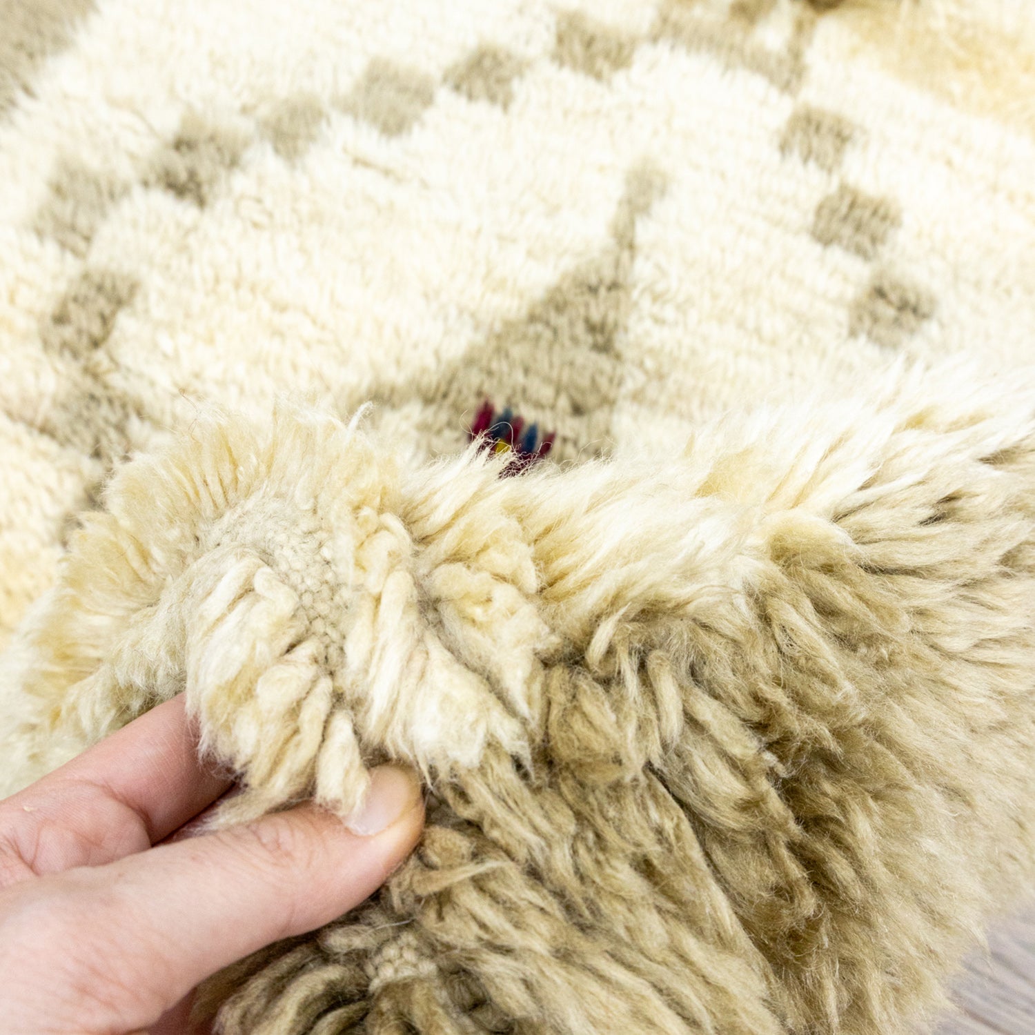 Aksel Rustik Desenli El Dokuma Shaggy Halı 107X161 Cm