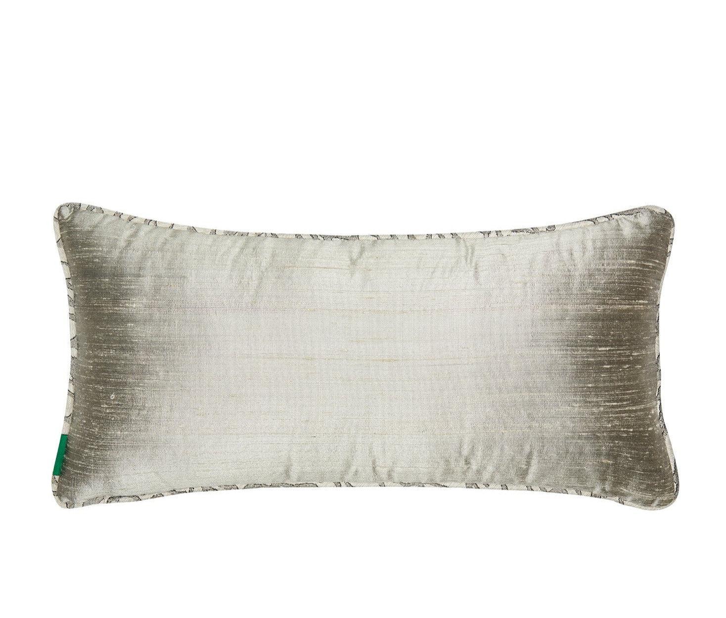 Aplike Kelebekler İpek Kırlent