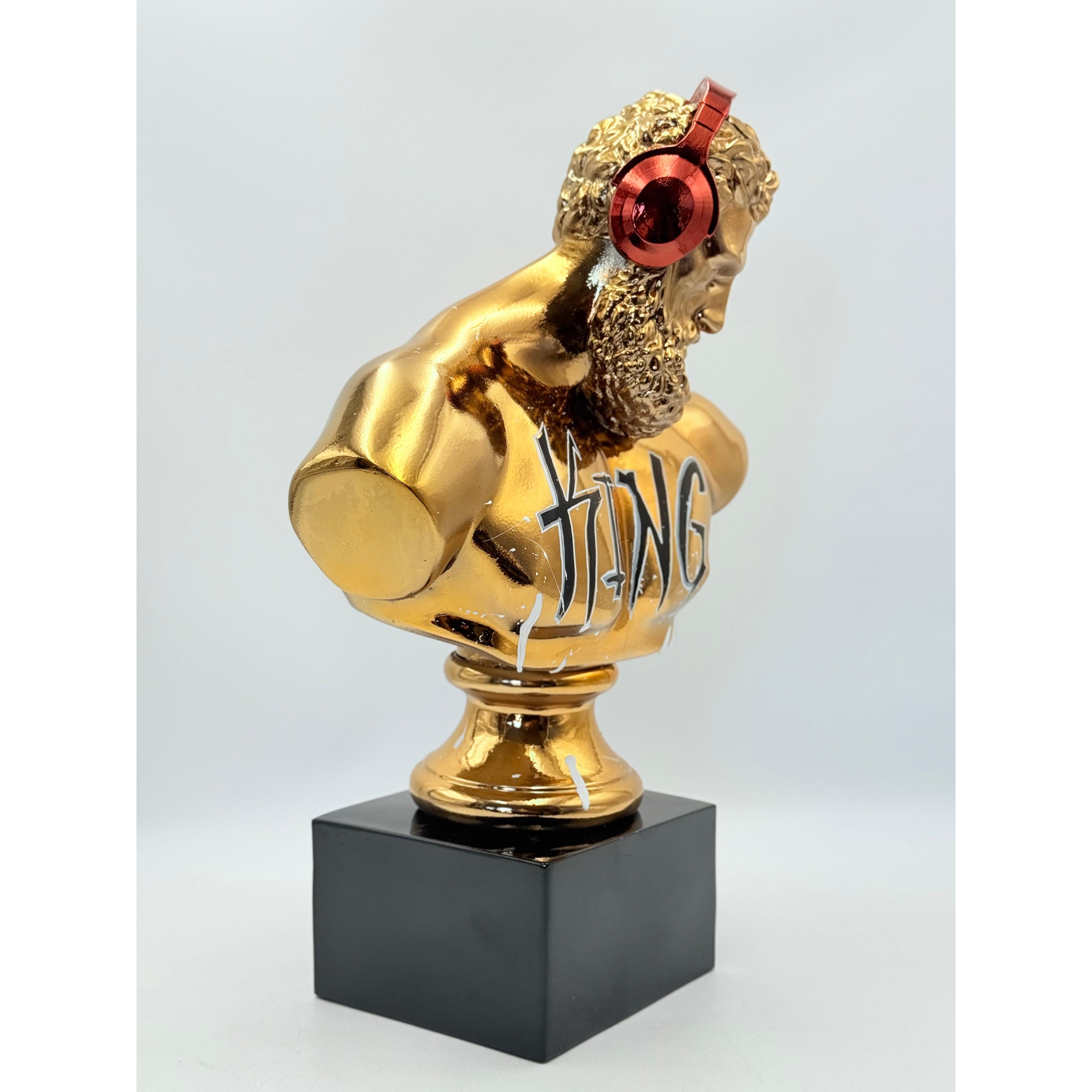 Altın Krom Kulaklıklı King Motto Herkül Heykeli