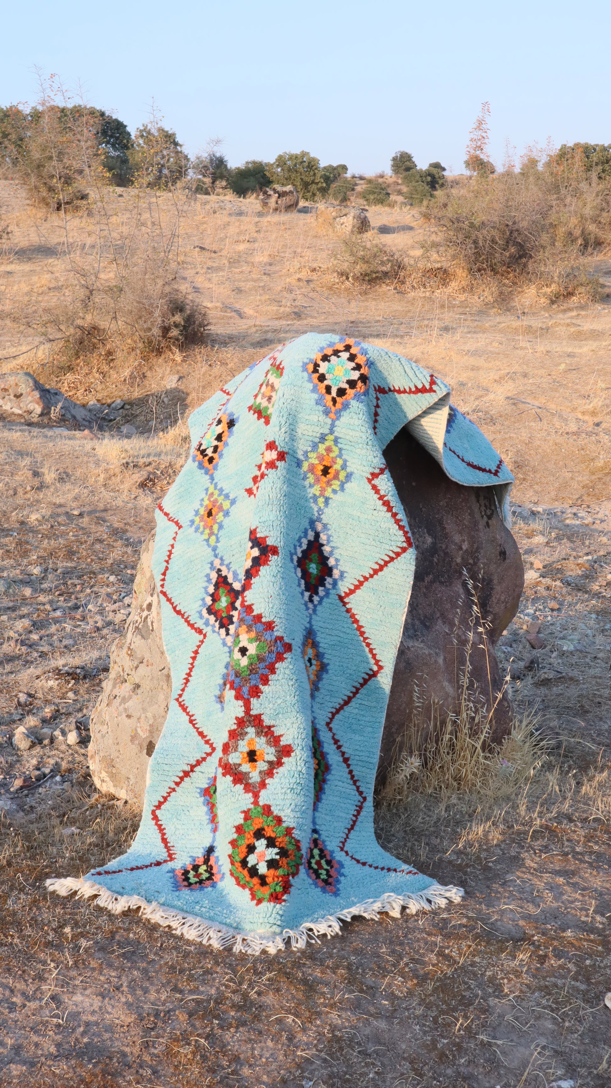 Amulet El Dokuma Tülü Halı