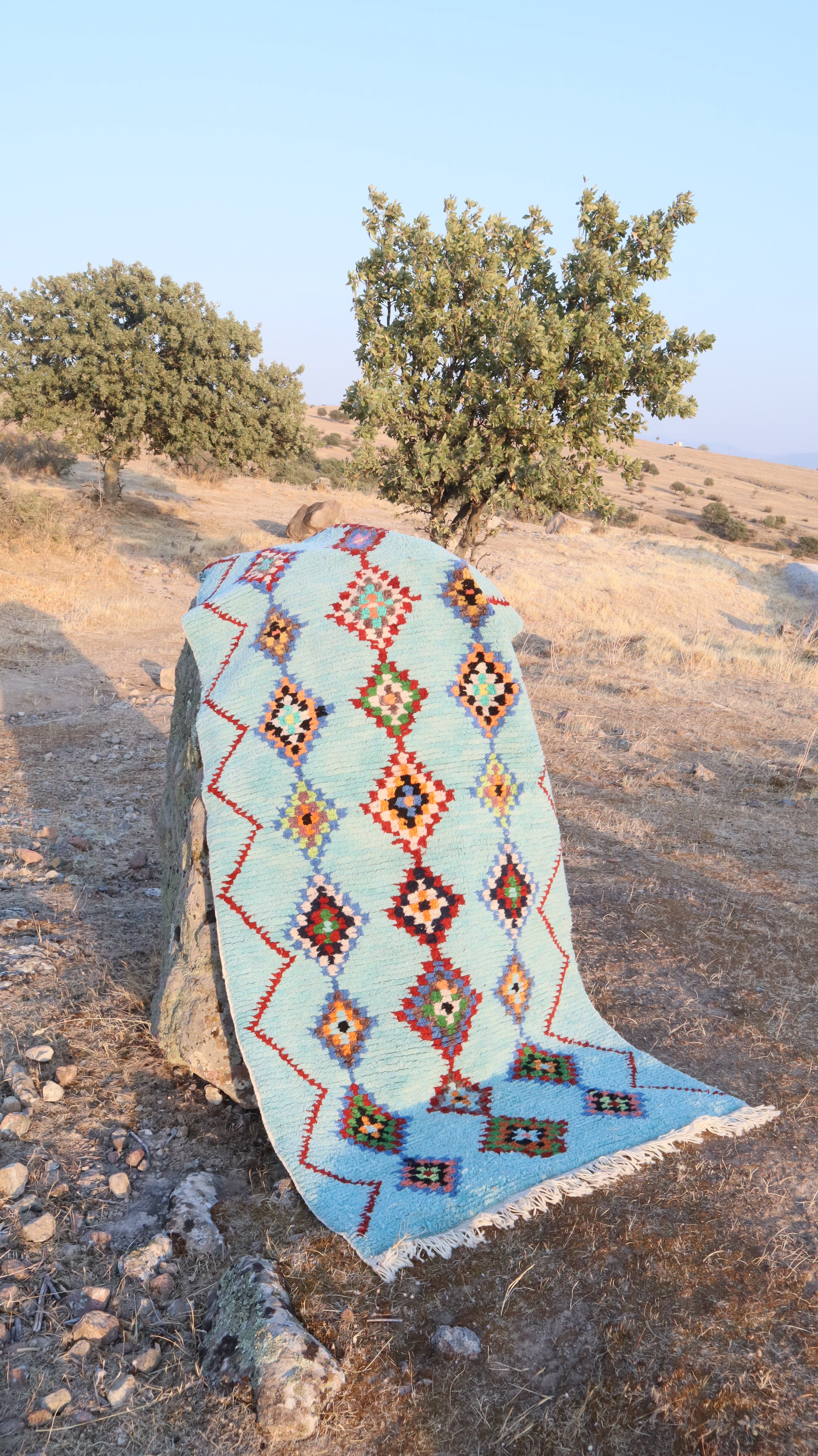 Amulet El Dokuma Tülü Halı