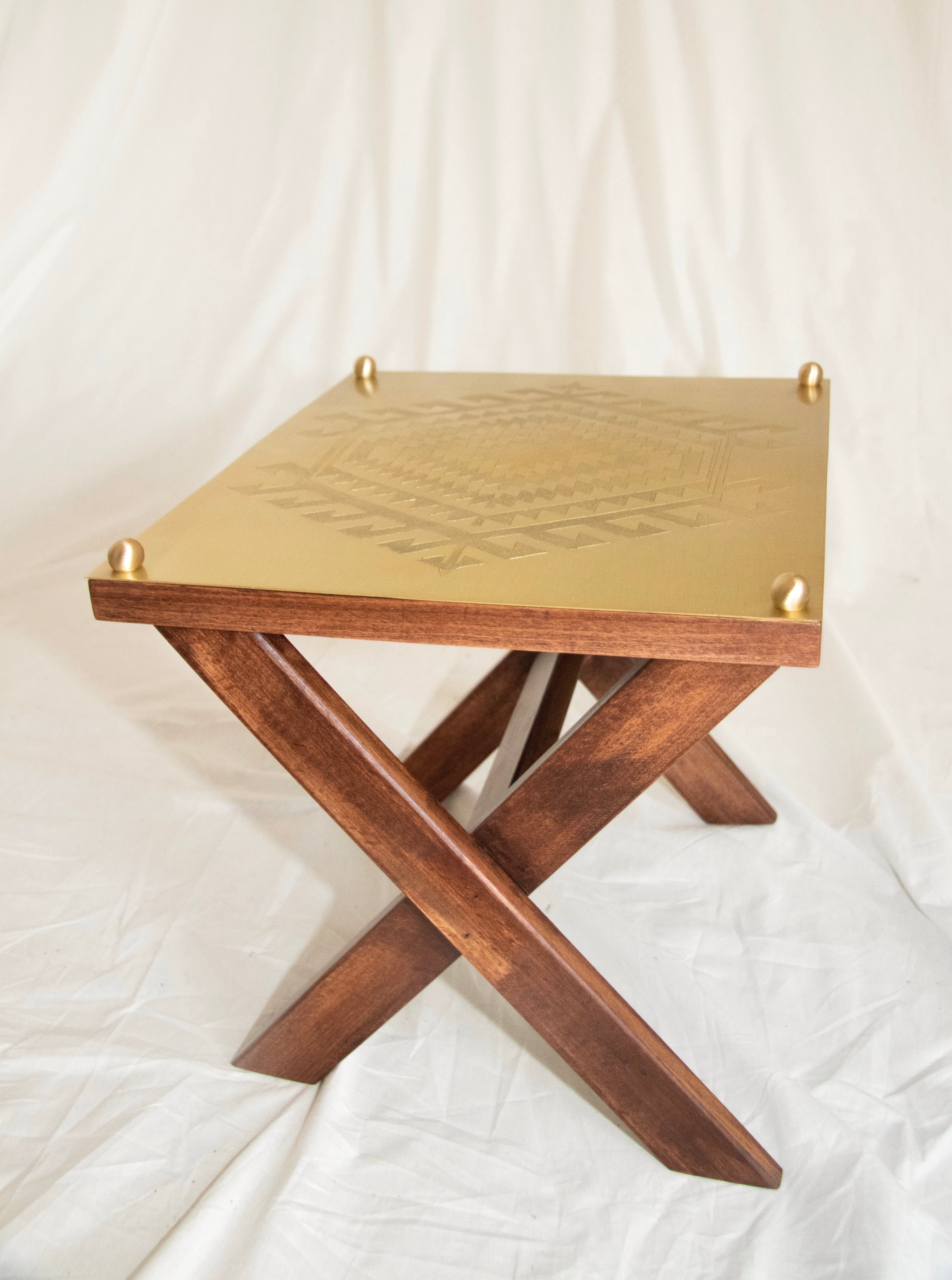 Anadolu Motifli Çapraz Tabure