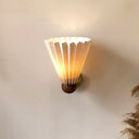 Arbor Pleat Duvar Pileli Buldan Kumaş Başlıklı Apliği