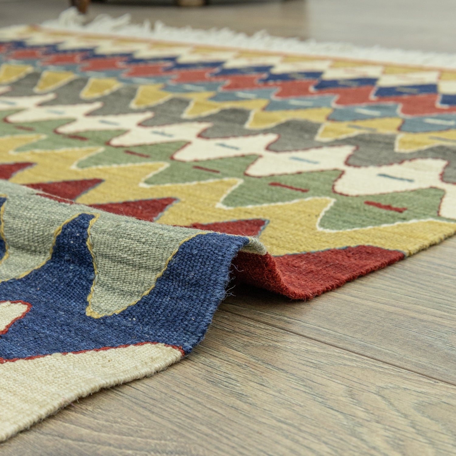 Armiya Modern El Dokuma Yün Kilim 120x171 cm