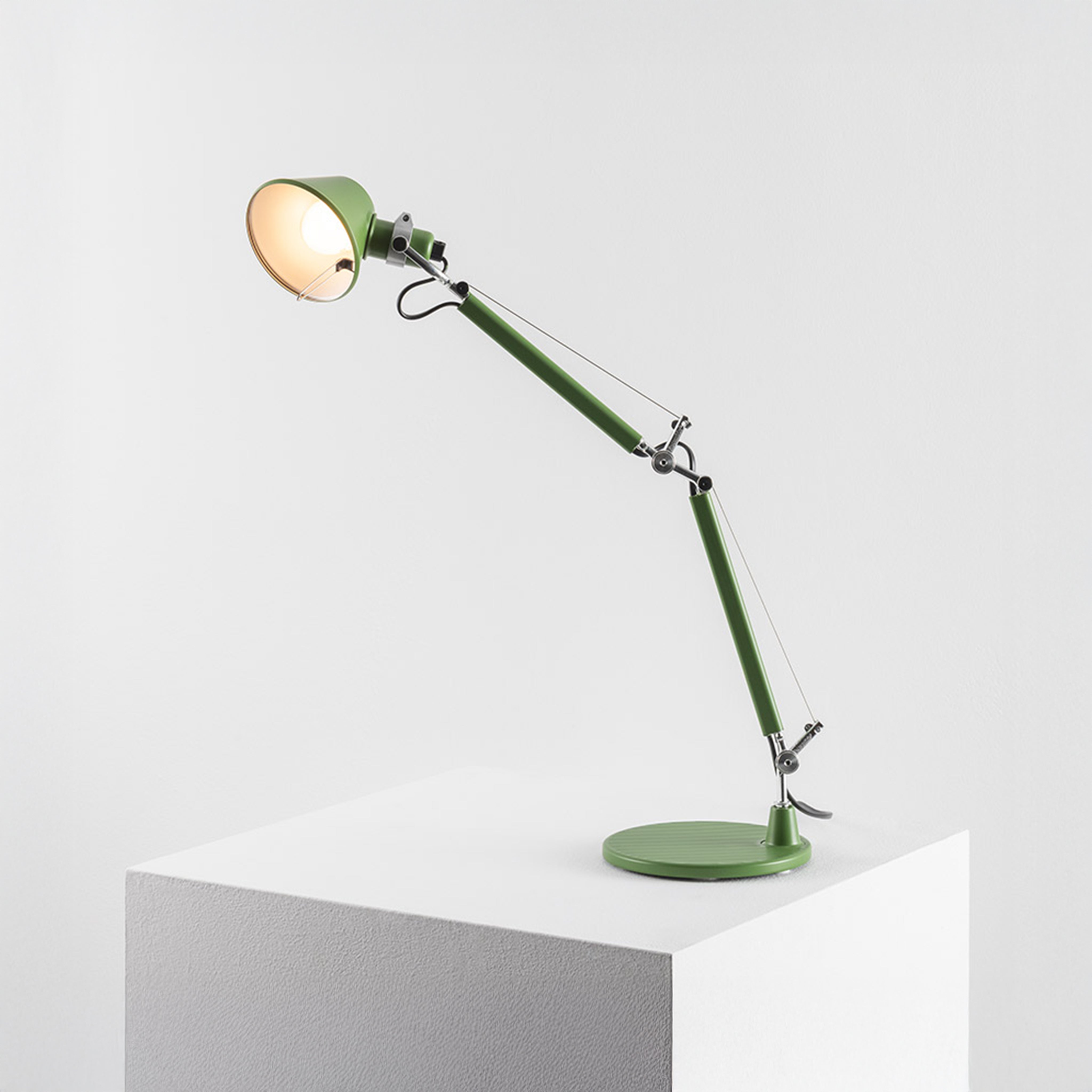 Artemide Tolomeo Micro Yeşil Masaüstü Aydınlatması - Artemide