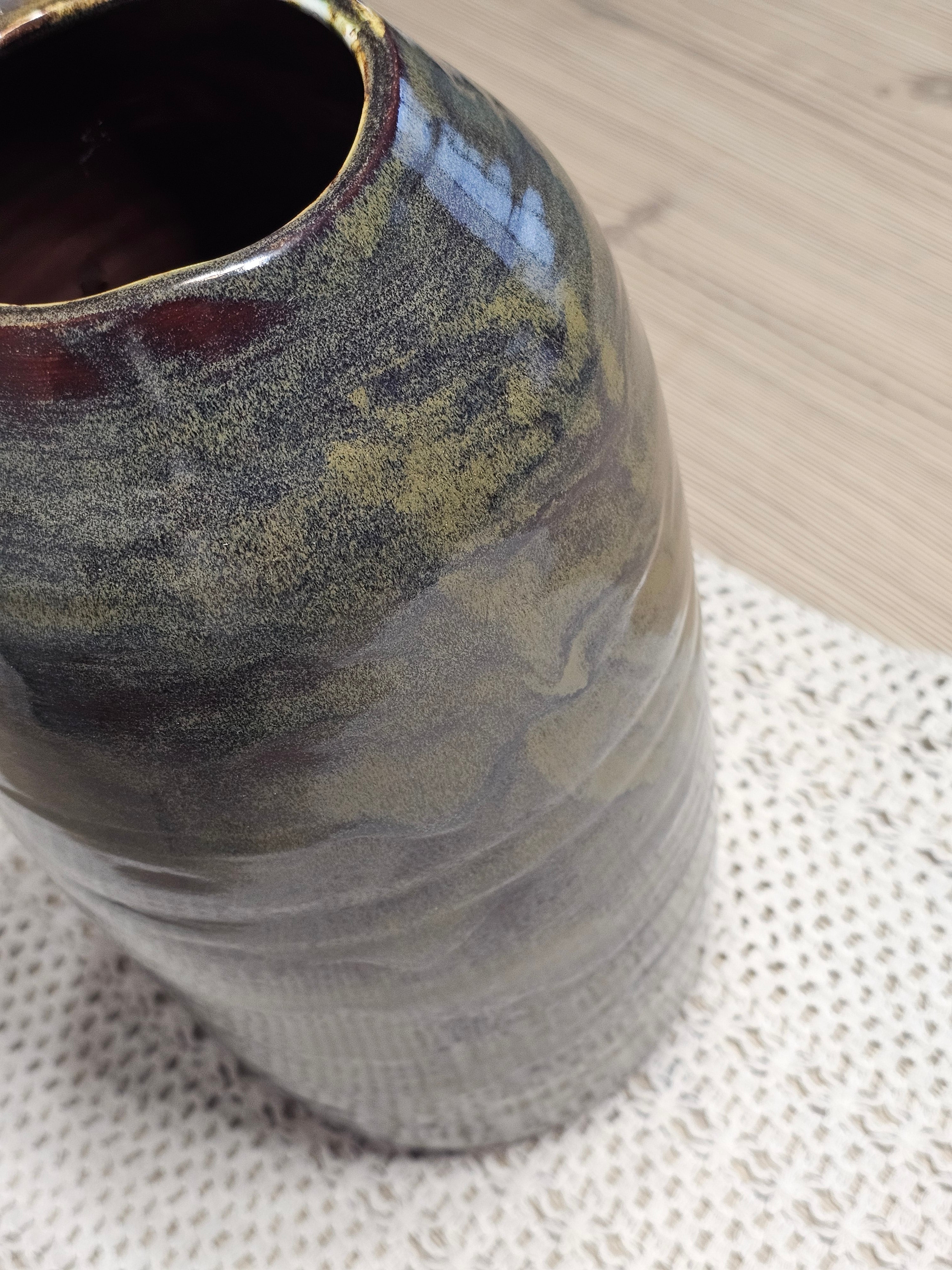 Artistik Sırlı El Yapımı Modern Vazo-Vazo-Zeynep Karataş Ceramics-NowShopFun