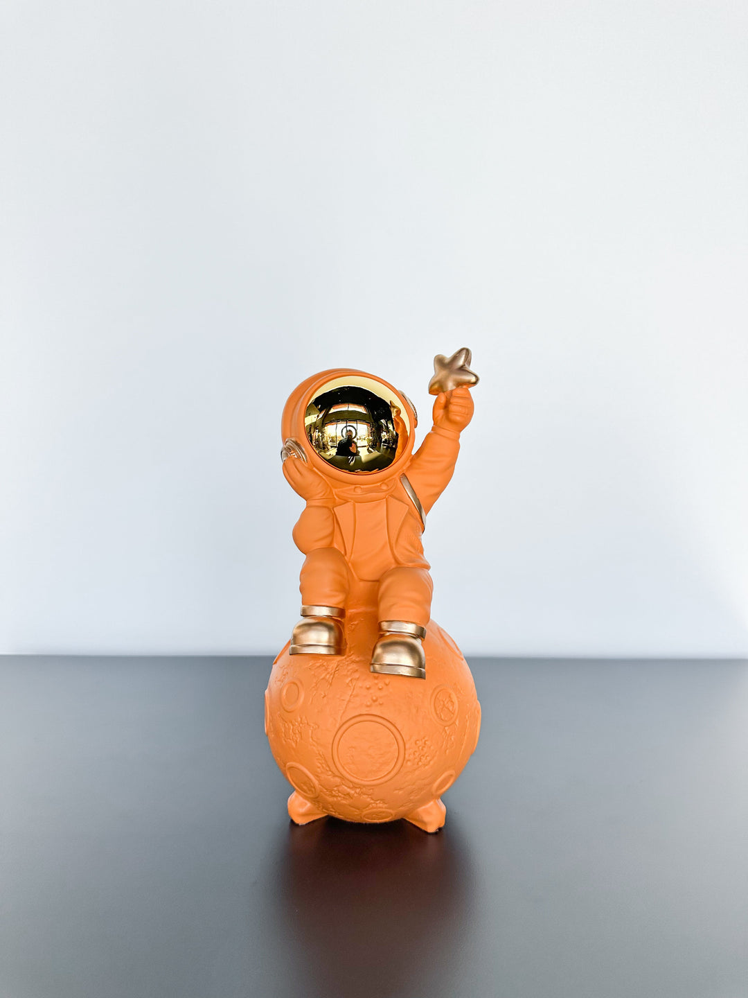 Astronot Dekoratif Obje-Dekoratif Ürün-Rubino Home-turuncu-NowShopFun