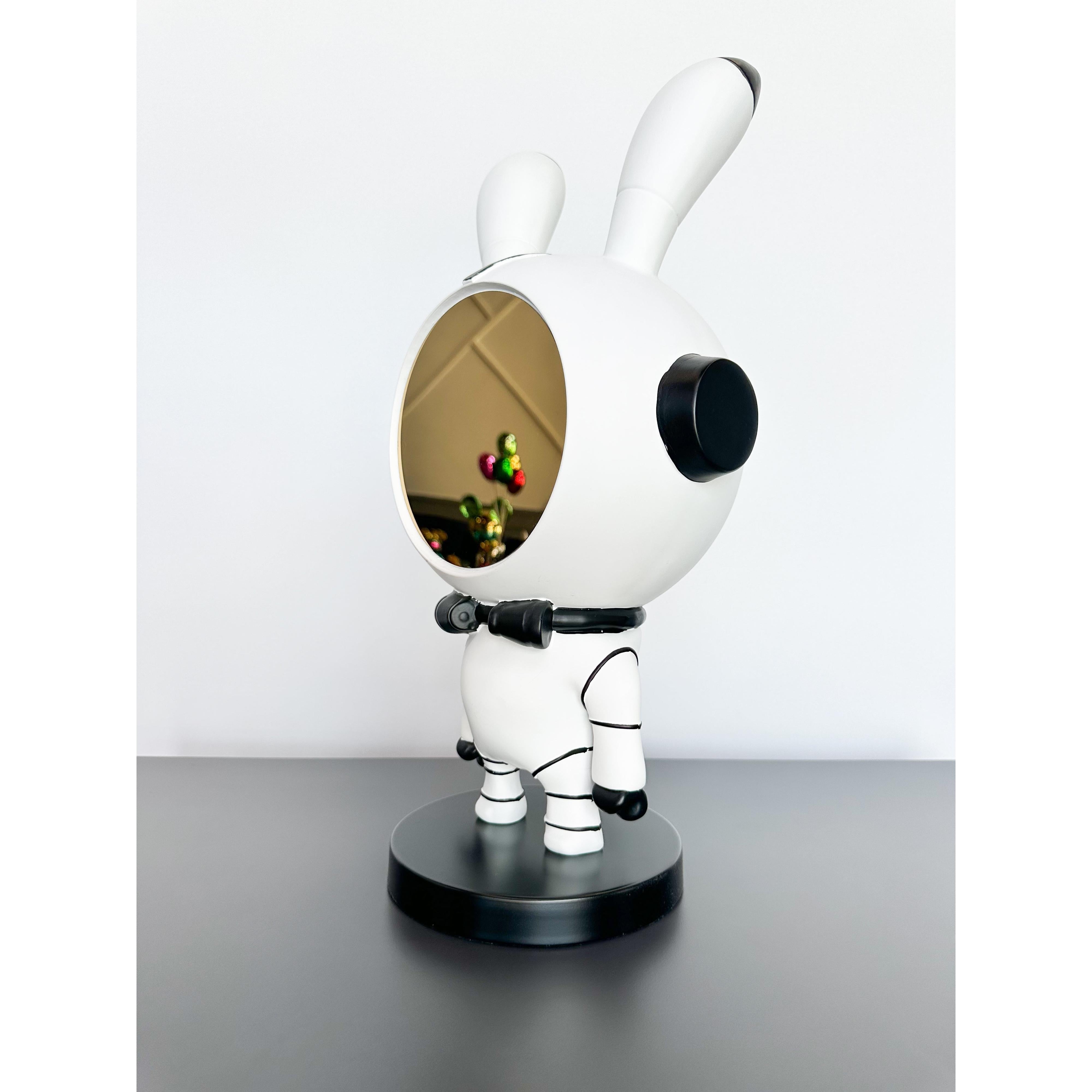 Aynalı Astronot Tavşan Dekoratif Obje